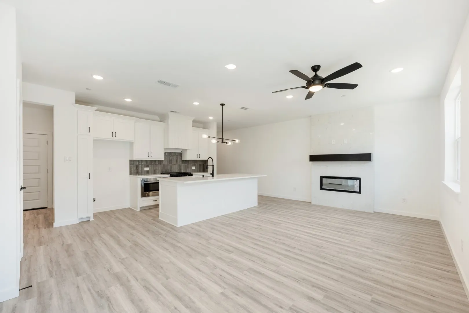 Townhouse For Sale in Collin County , 2847 Concord Drive, Wylie, Texas 75098, 3 Bedroom, 3 Bathroom, 2 Garage spaces, 1,759 Sqft, built in 2026, mls#21365571, Real Estate Agent in Wylie, Homes For Sale in Collin county, Homes For Sale in Wylie, Realtor in Wylie Texas, Real Estate Brokerage Independent Realty Texas, Luminita Cordes Realtor