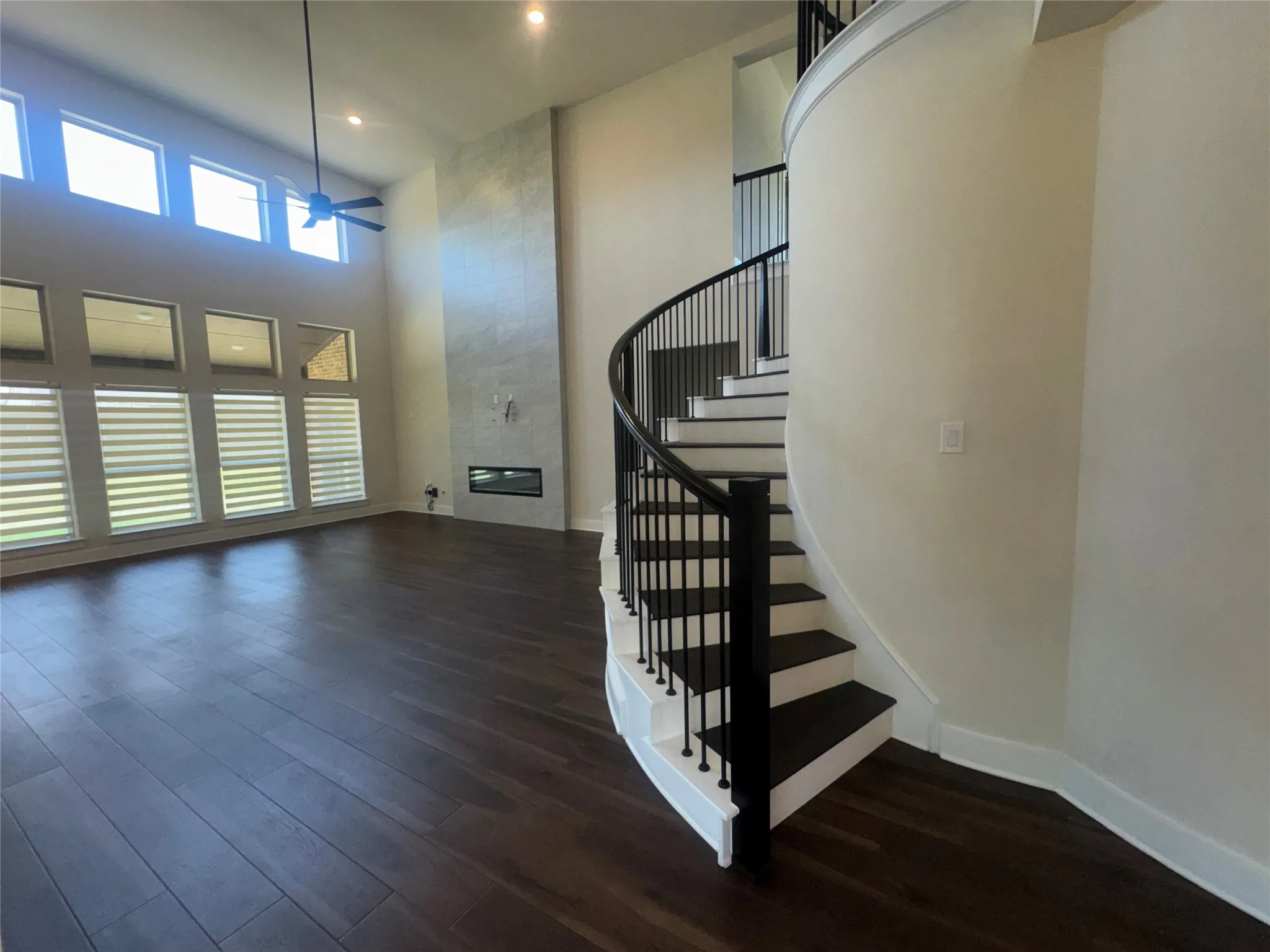 Single Family Residence For Rent in Dallas County , 1701 Shamrock Green, Mesquite, Texas 75181, 5 Bedroom, 4 Bathroom, 2 Garage spaces, 3,994 Sqft, built in 2024, mls#21365578, Real Estate Agent in Mesquite, Homes For Rent in Dallas county, Homes For Rent in Mesquite, Realtor in Mesquite Texas, Real Estate Brokerage Independent Realty Texas, Luminita Cordes Realtor