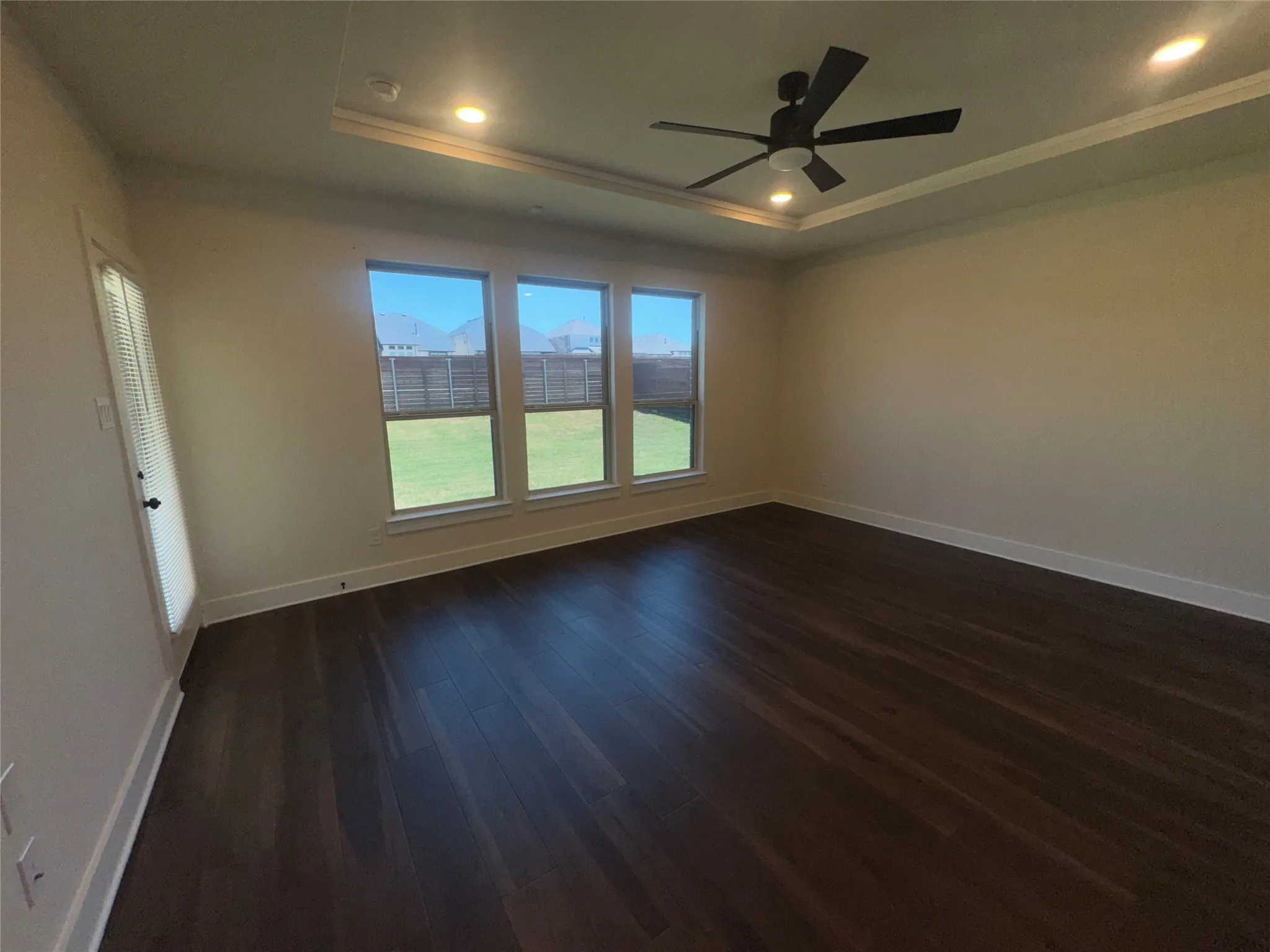 Single Family Residence For Rent in Dallas County , 1701 Shamrock Green, Mesquite, Texas 75181, 5 Bedroom, 4 Bathroom, 2 Garage spaces, 3,994 Sqft, built in 2024, mls#21365578, Real Estate Agent in Mesquite, Homes For Rent in Dallas county, Homes For Rent in Mesquite, Realtor in Mesquite Texas, Real Estate Brokerage Independent Realty Texas, Luminita Cordes Realtor