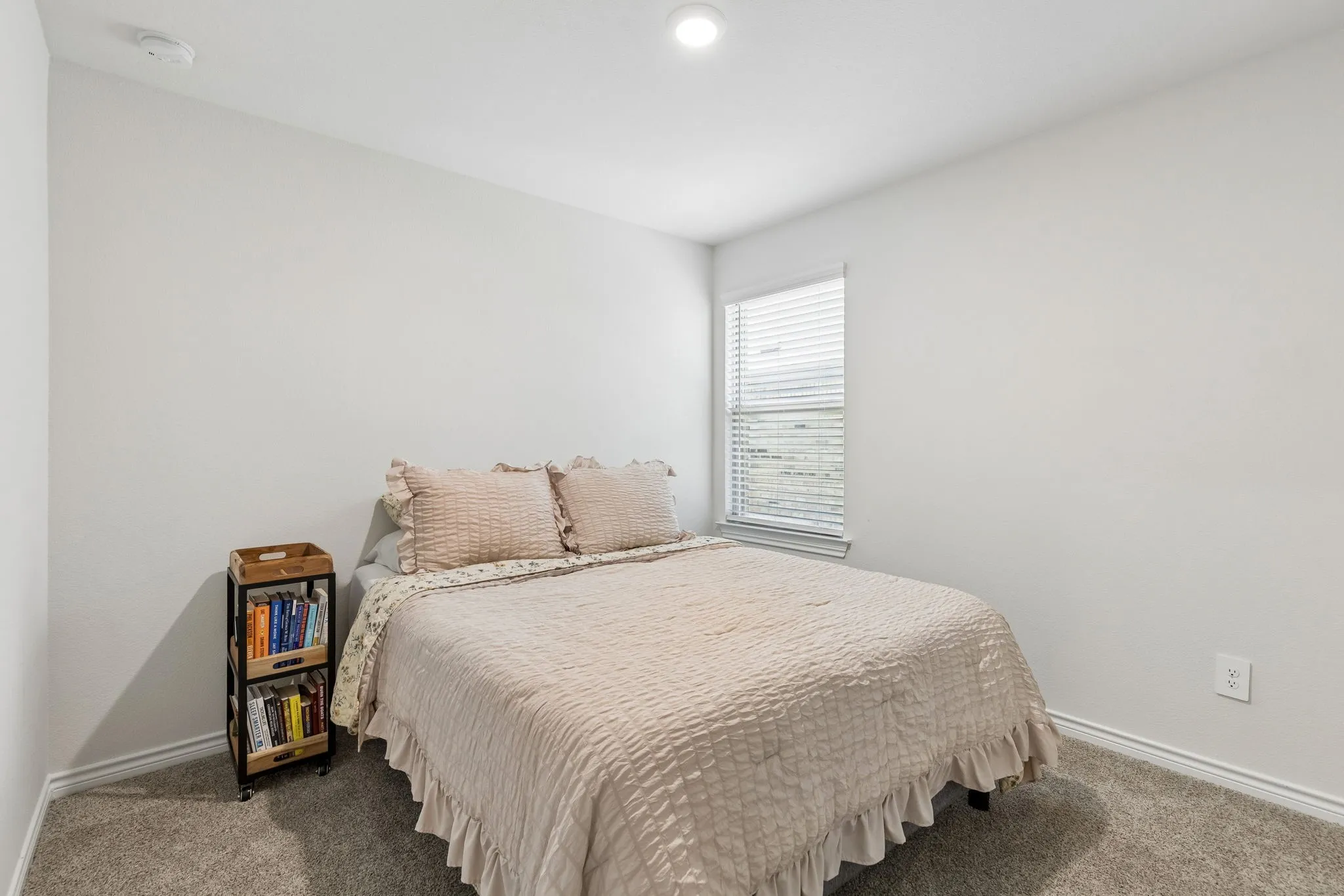 Single Family Residence For Sale in Denton County , 9900 Tinsley Street, Aubrey, Texas 76227, 3 Bedroom, 2 Bathroom, 2 Garage spaces, 1,283 Sqft, built in 2023, mls#21365319, Real Estate Agent in Aubrey, Homes For Sale in Denton county, Homes For Sale in Aubrey, Realtor in Aubrey Texas, Real Estate Brokerage Independent Realty Texas, Luminita Cordes Realtor