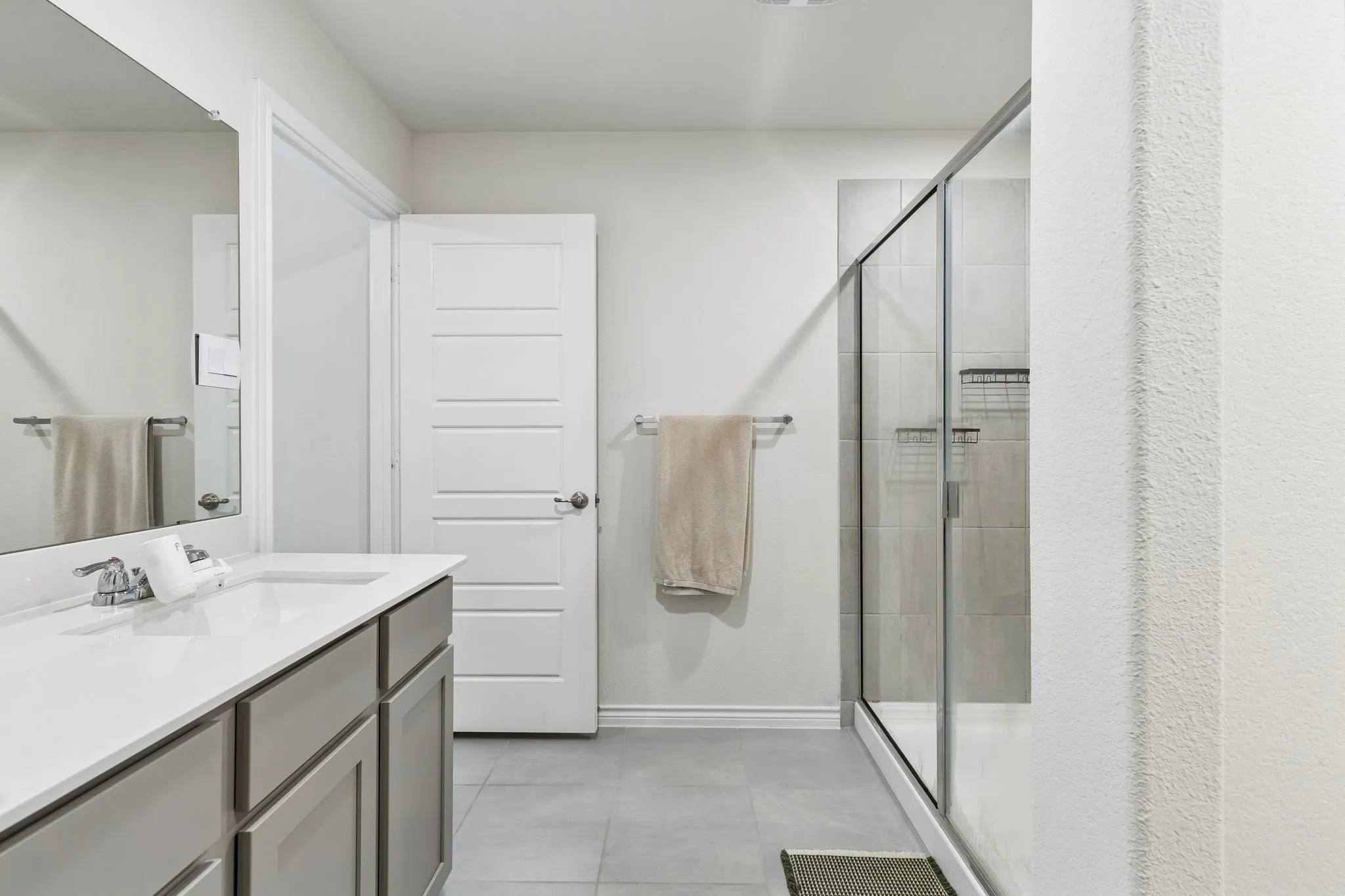 Single Family Residence For Sale in Denton County , 9900 Tinsley Street, Aubrey, Texas 76227, 3 Bedroom, 2 Bathroom, 2 Garage spaces, 1,283 Sqft, built in 2023, mls#21365319, Real Estate Agent in Aubrey, Homes For Sale in Denton county, Homes For Sale in Aubrey, Realtor in Aubrey Texas, Real Estate Brokerage Independent Realty Texas, Luminita Cordes Realtor