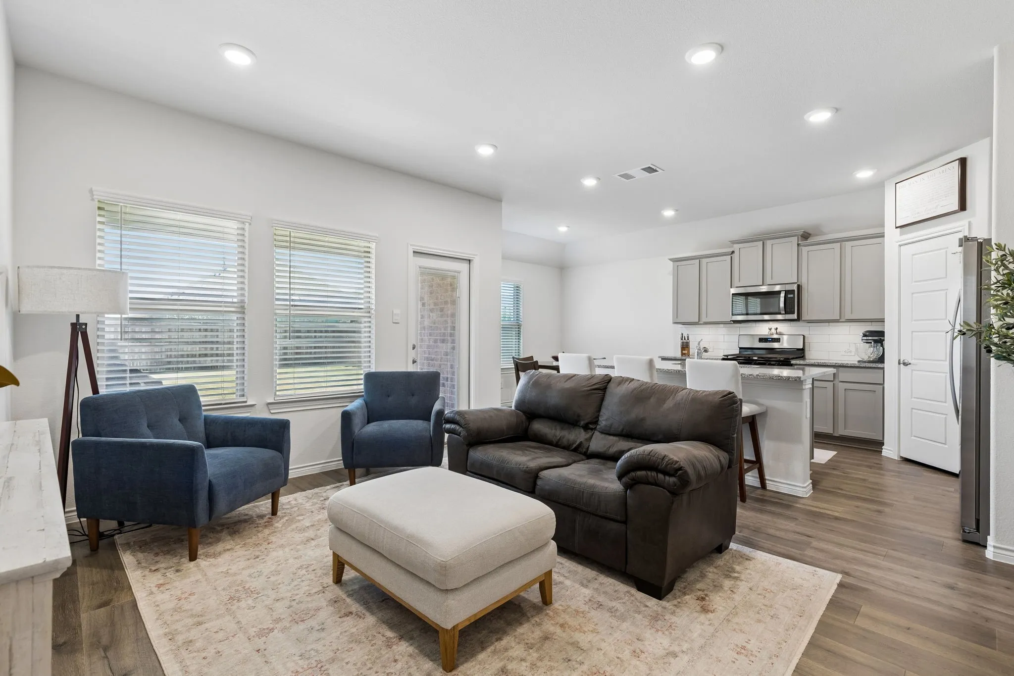 Single Family Residence For Sale in Denton County , 9900 Tinsley Street, Aubrey, Texas 76227, 3 Bedroom, 2 Bathroom, 2 Garage spaces, 1,283 Sqft, built in 2023, mls#21365319, Real Estate Agent in Aubrey, Homes For Sale in Denton county, Homes For Sale in Aubrey, Realtor in Aubrey Texas, Real Estate Brokerage Independent Realty Texas, Luminita Cordes Realtor