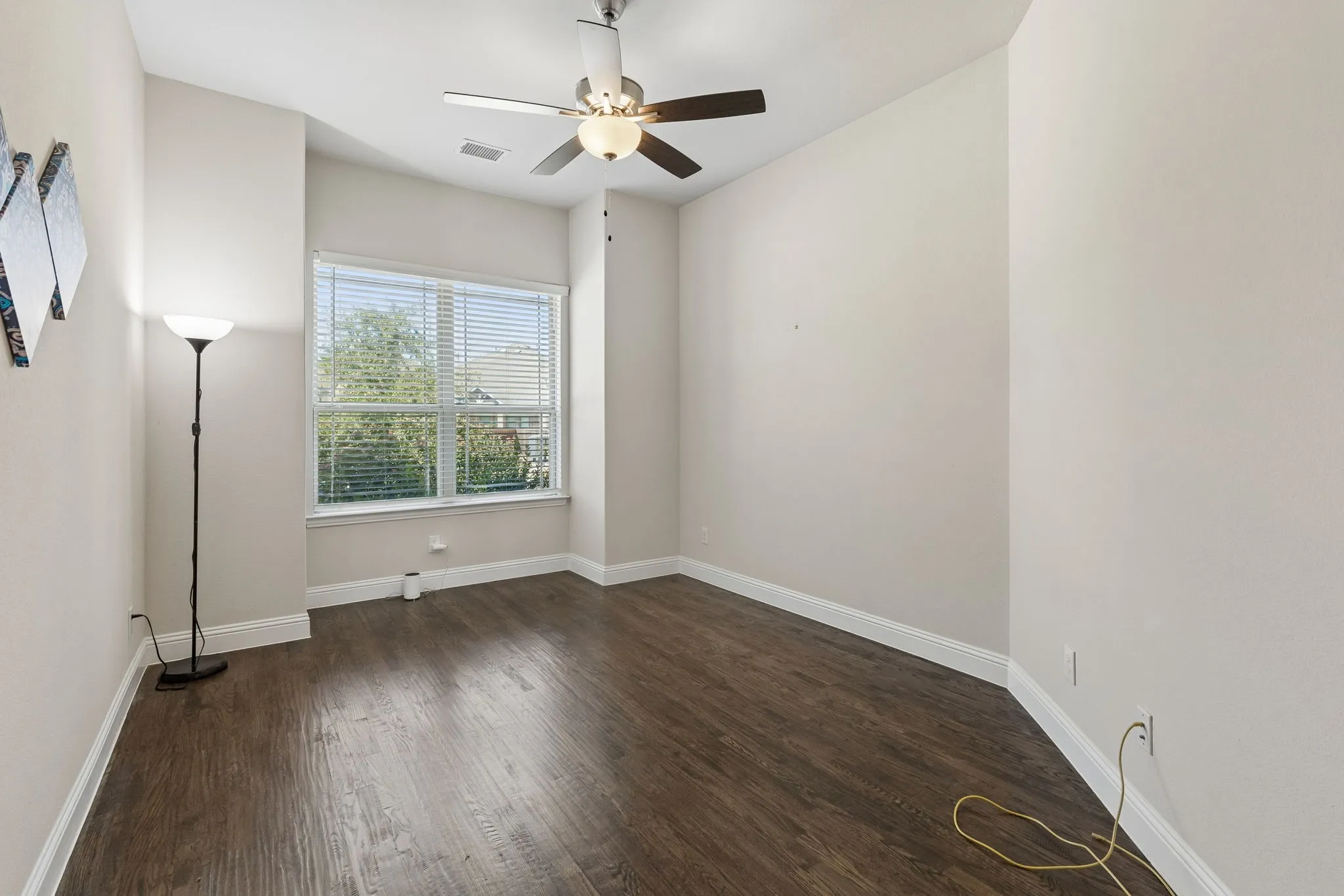 Single Family Residence For Rent in Collin County , 408 Worthing Way, Wylie, Texas 75098, 5 Bedroom, 4 Bathroom, 2 Garage spaces, 3,634 Sqft, built in 2021, mls#21364827, Real Estate Agent in Wylie, Homes For Rent in Collin county, Homes For Rent in Wylie, Realtor in Wylie Texas, Real Estate Brokerage Independent Realty Texas, Luminita Cordes Realtor