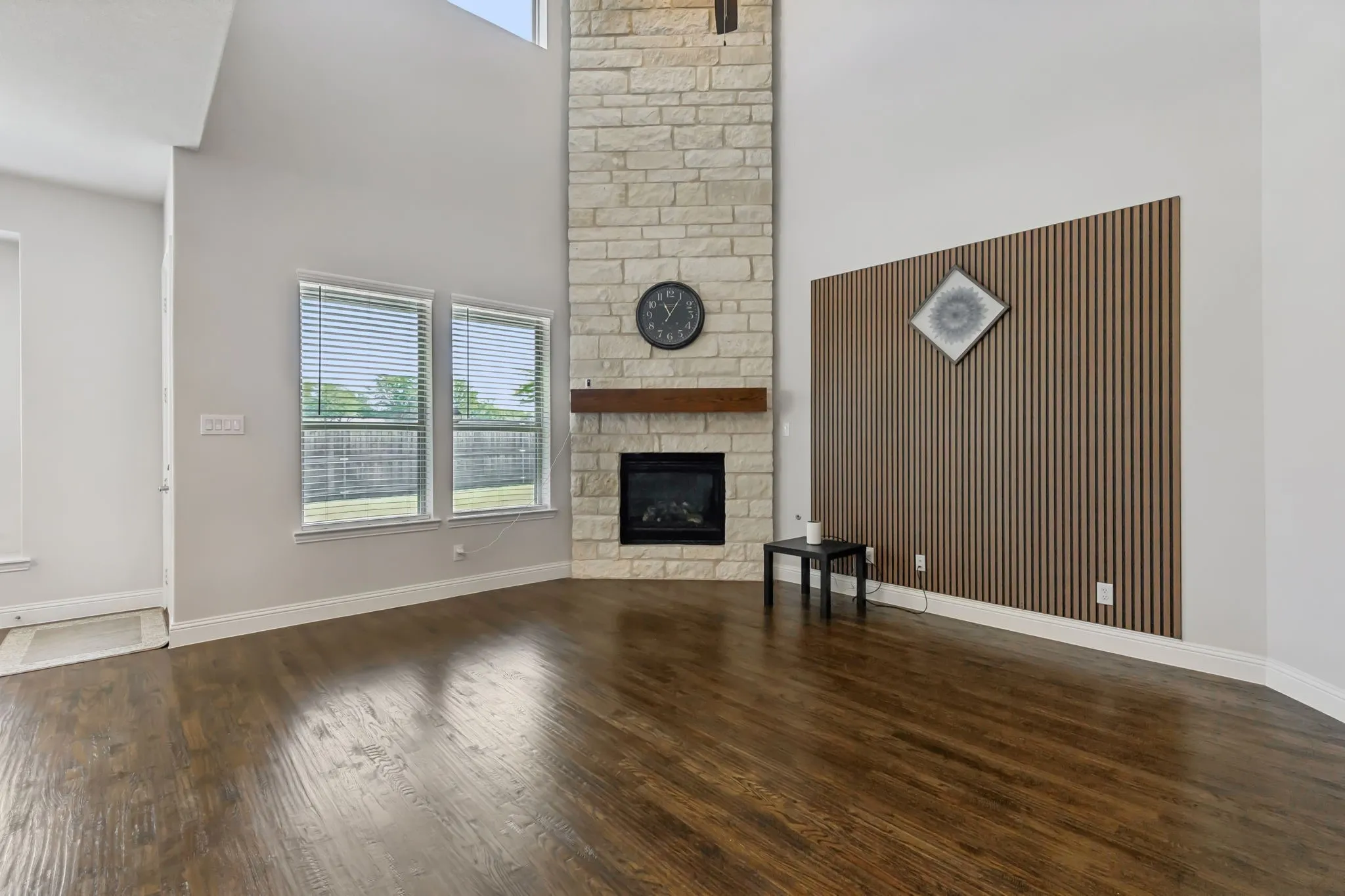 Single Family Residence For Rent in Collin County , 408 Worthing Way, Wylie, Texas 75098, 5 Bedroom, 4 Bathroom, 2 Garage spaces, 3,634 Sqft, built in 2021, mls#21364827, Real Estate Agent in Wylie, Homes For Rent in Collin county, Homes For Rent in Wylie, Realtor in Wylie Texas, Real Estate Brokerage Independent Realty Texas, Luminita Cordes Realtor