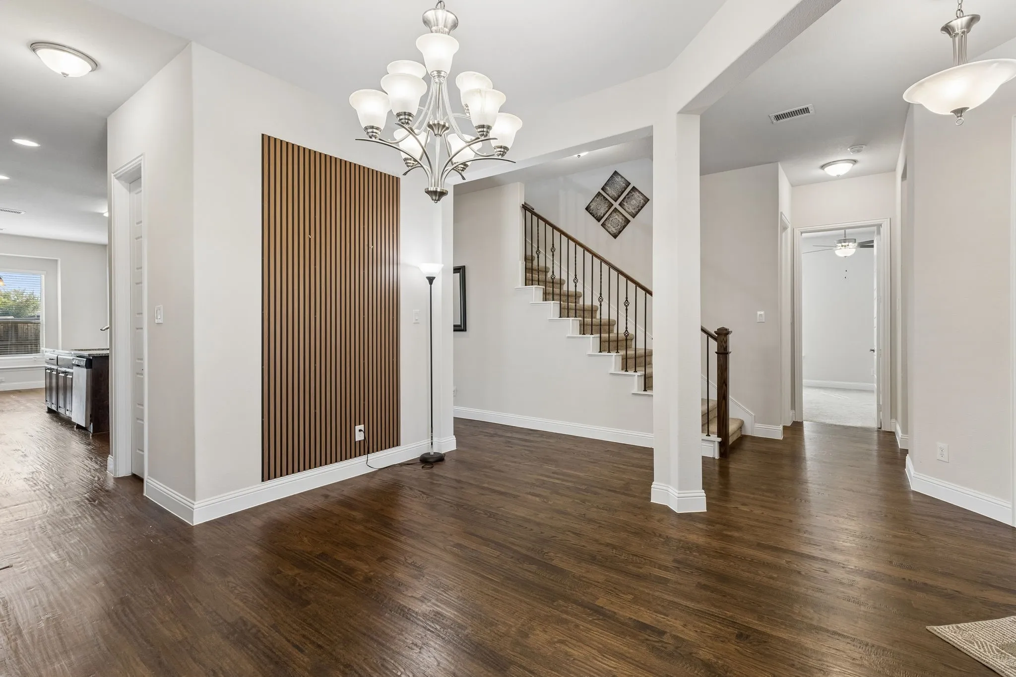 Single Family Residence For Rent in Collin County , 408 Worthing Way, Wylie, Texas 75098, 5 Bedroom, 4 Bathroom, 2 Garage spaces, 3,634 Sqft, built in 2021, mls#21364827, Real Estate Agent in Wylie, Homes For Rent in Collin county, Homes For Rent in Wylie, Realtor in Wylie Texas, Real Estate Brokerage Independent Realty Texas, Luminita Cordes Realtor