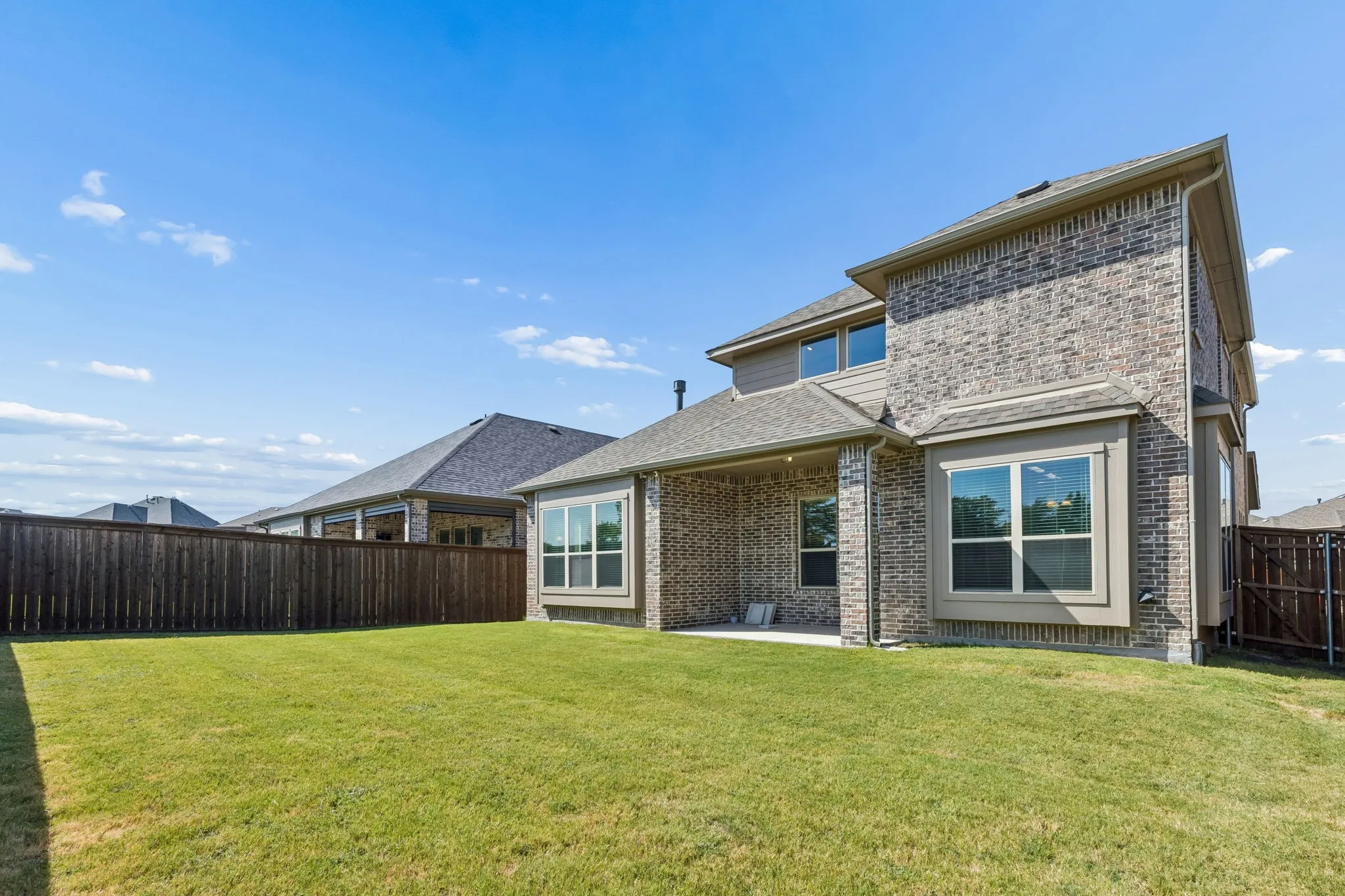 Single Family Residence For Rent in Collin County , 408 Worthing Way, Wylie, Texas 75098, 5 Bedroom, 4 Bathroom, 2 Garage spaces, 3,634 Sqft, built in 2021, mls#21364827, Real Estate Agent in Wylie, Homes For Rent in Collin county, Homes For Rent in Wylie, Realtor in Wylie Texas, Real Estate Brokerage Independent Realty Texas, Luminita Cordes Realtor