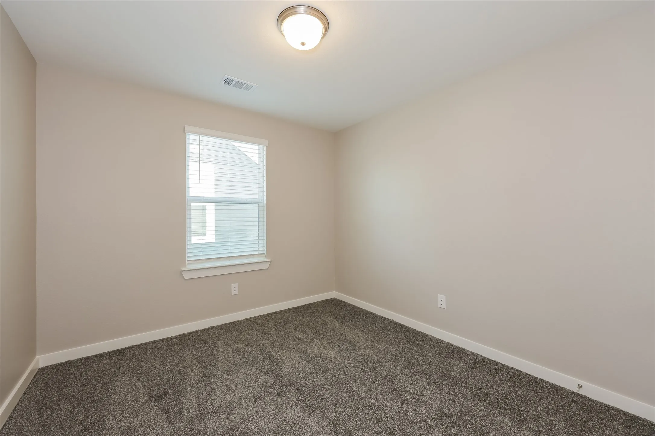Single Family Residence For Rent in Tarrant County , 725 Painted Loon Drive, Arlington, Texas 76005, 4 Bedroom, 3 Bathroom, 2 Garage spaces, 2,004 Sqft, built in 2025, mls#21362239, Real Estate Agent in Arlington, Homes For Rent in Tarrant county, Homes For Rent in Arlington, Realtor in Arlington Texas, Real Estate Brokerage Independent Realty Texas, Luminita Cordes Realtor