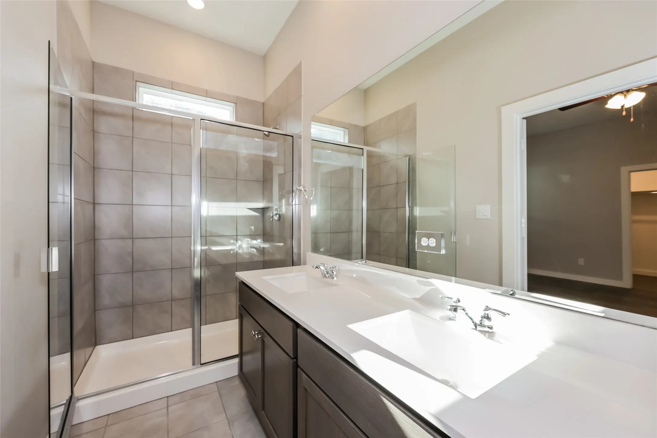 Single Family Residence For Rent in Tarrant County , 725 Painted Loon Drive, Arlington, Texas 76005, 4 Bedroom, 3 Bathroom, 2 Garage spaces, 2,004 Sqft, built in 2025, mls#21362239, Real Estate Agent in Arlington, Homes For Rent in Tarrant county, Homes For Rent in Arlington, Realtor in Arlington Texas, Real Estate Brokerage Independent Realty Texas, Luminita Cordes Realtor