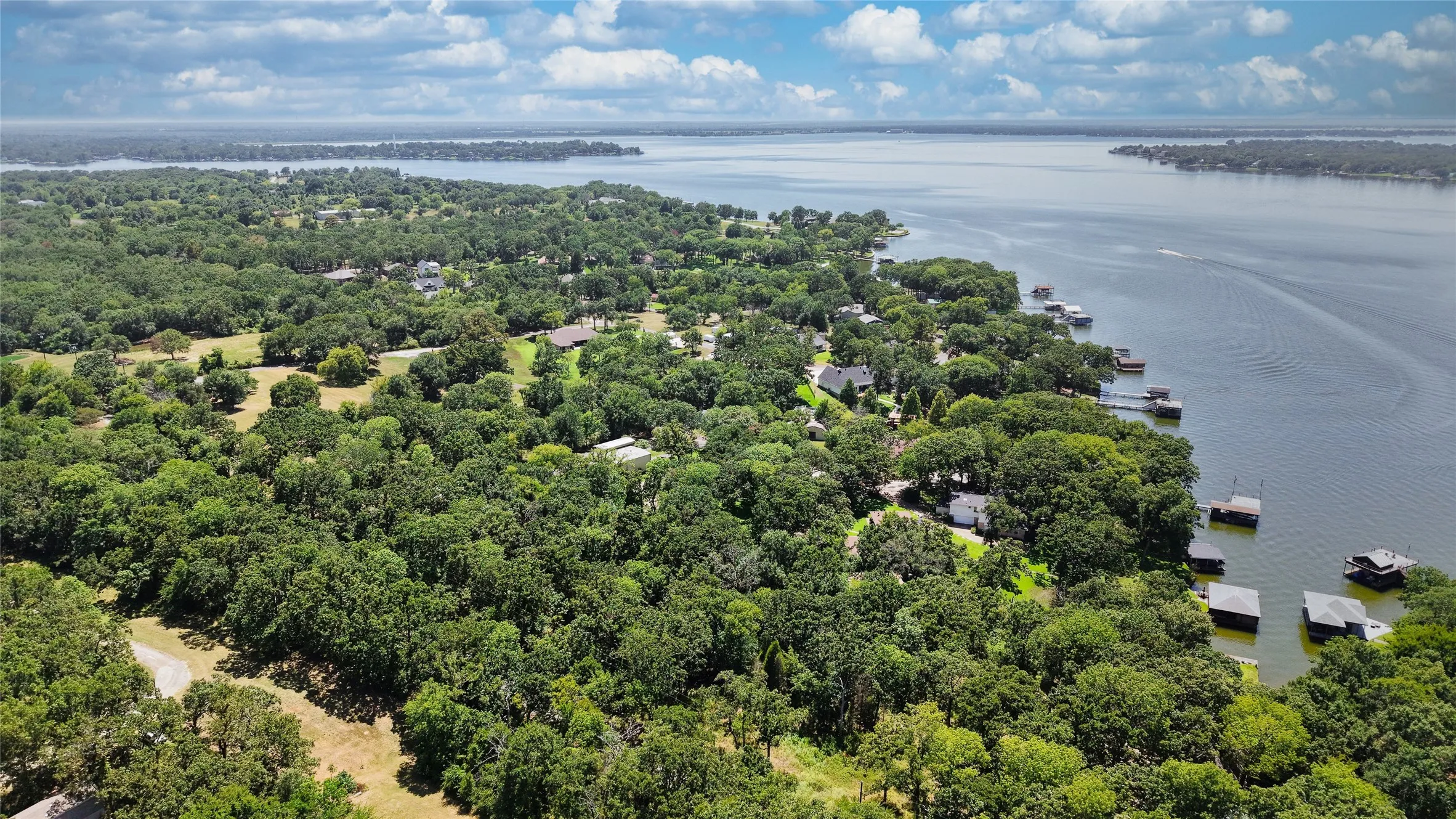 Unimproved Land For Sale in Henderson County , TBD Clear Point Road, Malakoff, Texas 75148, 0, 0, Garage spaces, 0 Sqft, built in 0, mls#21365592, Real Estate Agent in Malakoff, Homes For Sale in Henderson county, Homes For Sale in Malakoff, Realtor in Malakoff Texas, Real Estate Brokerage Independent Realty Texas, Luminita Cordes Realtor