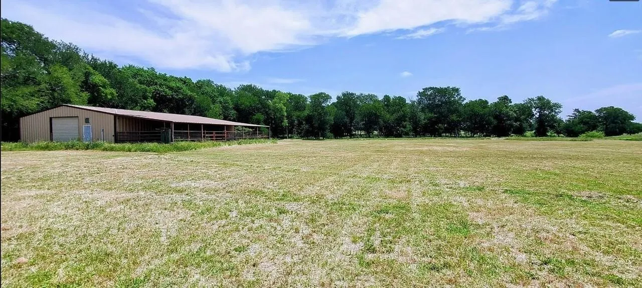Single Family Residence For Rent in Grayson County , 2191 BETHANY Road, Sherman, Texas 75090, 3 Bedroom, 2 Bathroom, Garage spaces, 2,398 Sqft, built in 2021, mls#21365595, Real Estate Agent in Sherman, Homes For Rent in Grayson county, Homes For Rent in Sherman, Realtor in Sherman Texas, Real Estate Brokerage Independent Realty Texas, Luminita Cordes Realtor