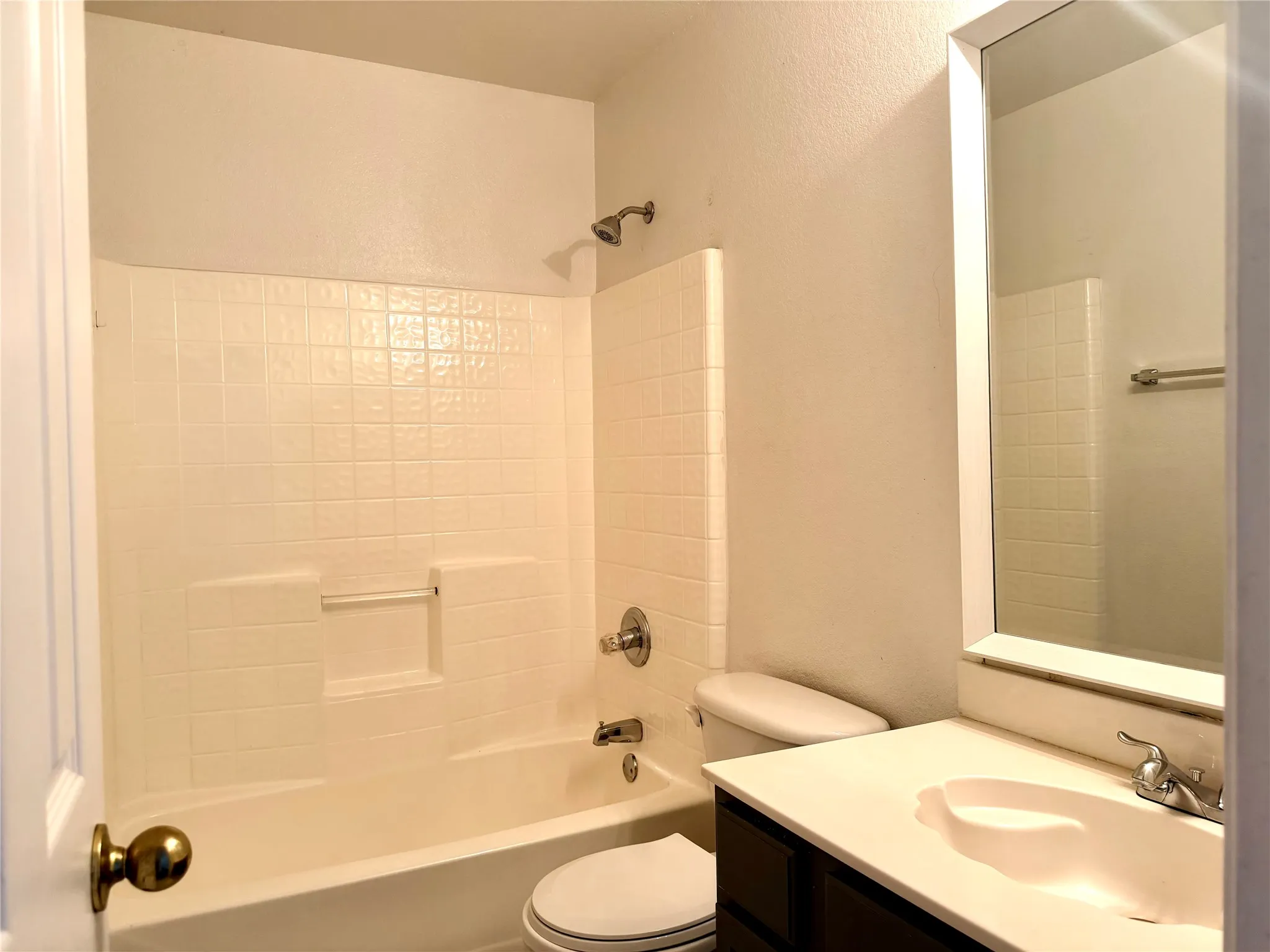 Single Family Residence For Rent in Tarrant County , 619 Douglas Drive, Mansfield, Texas 76063, 3 Bedroom, 2 Bathroom, 2 Garage spaces, 1,801 Sqft, built in 2001, mls#21365594, Real Estate Agent in Mansfield, Homes For Rent in Tarrant county, Homes For Rent in Mansfield, Realtor in Mansfield Texas, Real Estate Brokerage Independent Realty Texas, Luminita Cordes Realtor