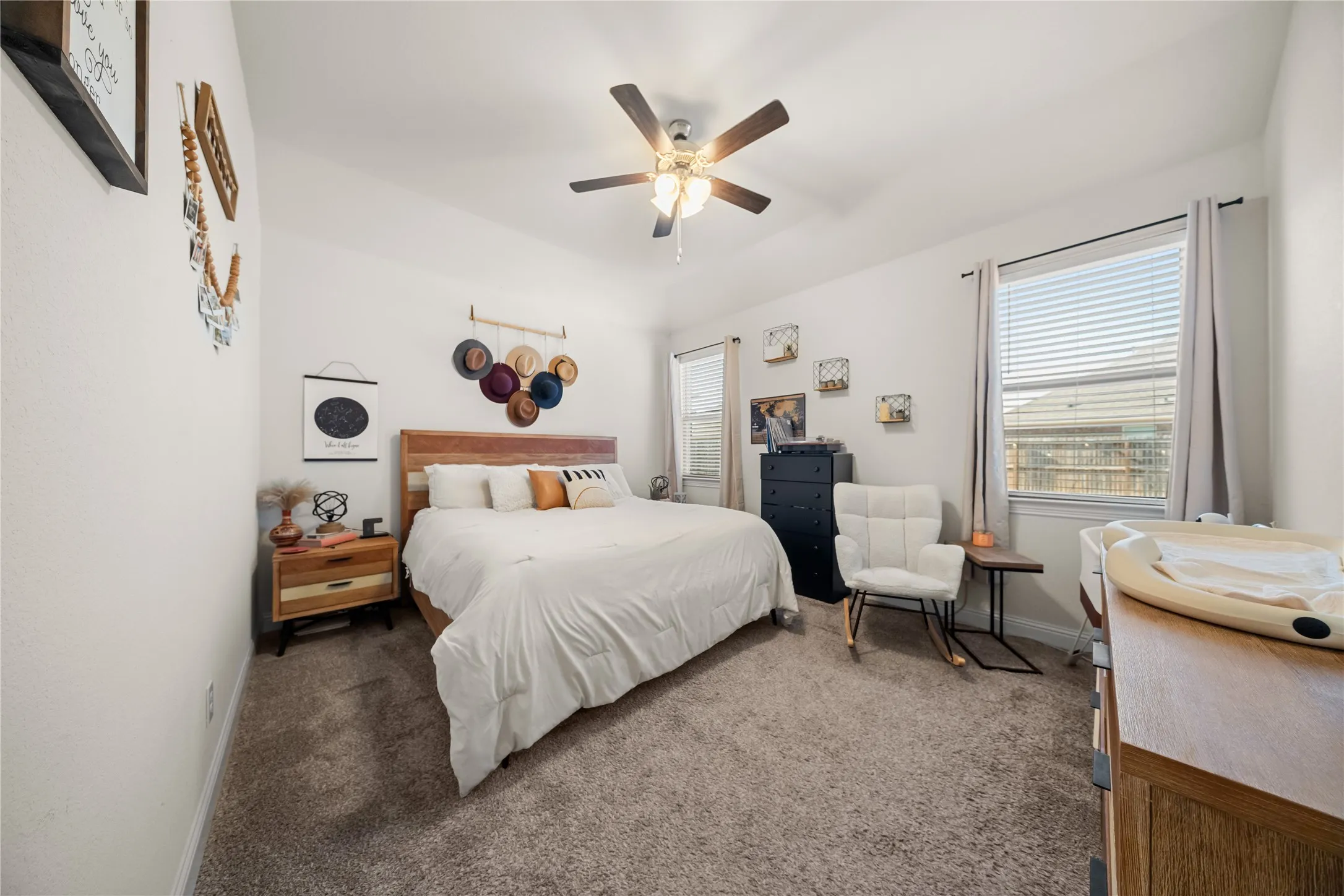 Single Family Residence For Rent in Denton County , 11025 Klondike Lane, Aubrey, Texas 76227, 3 Bedroom, 2 Bathroom, 2 Garage spaces, 1,503 Sqft, built in 2020, mls#21365596, Real Estate Agent in Aubrey, Homes For Rent in Denton county, Homes For Rent in Aubrey, Realtor in Aubrey Texas, Real Estate Brokerage Independent Realty Texas, Luminita Cordes Realtor