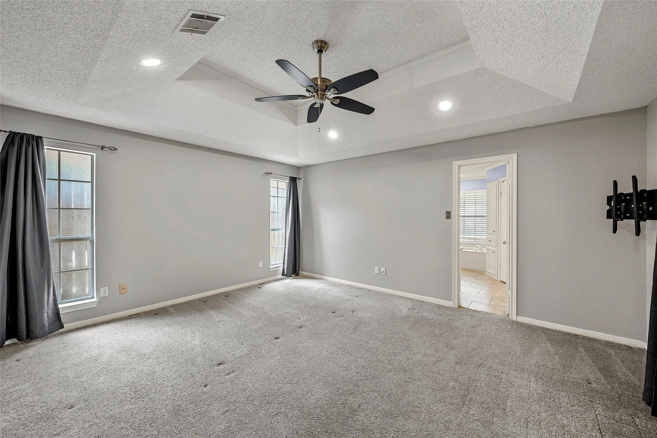 Single Family Residence For Sale in Mc Lennan County , 1119 Western Ridge Drive, Waco, Texas 76712, 3 Bedroom, 3 Bathroom, 2 Garage spaces, 2,397 Sqft, built in 1992, mls#21365042, Real Estate Agent in Waco, Homes For Sale in Mc Lennan county, Homes For Sale in Waco, Realtor in Waco Texas, Real Estate Brokerage Independent Realty Texas, Luminita Cordes Realtor