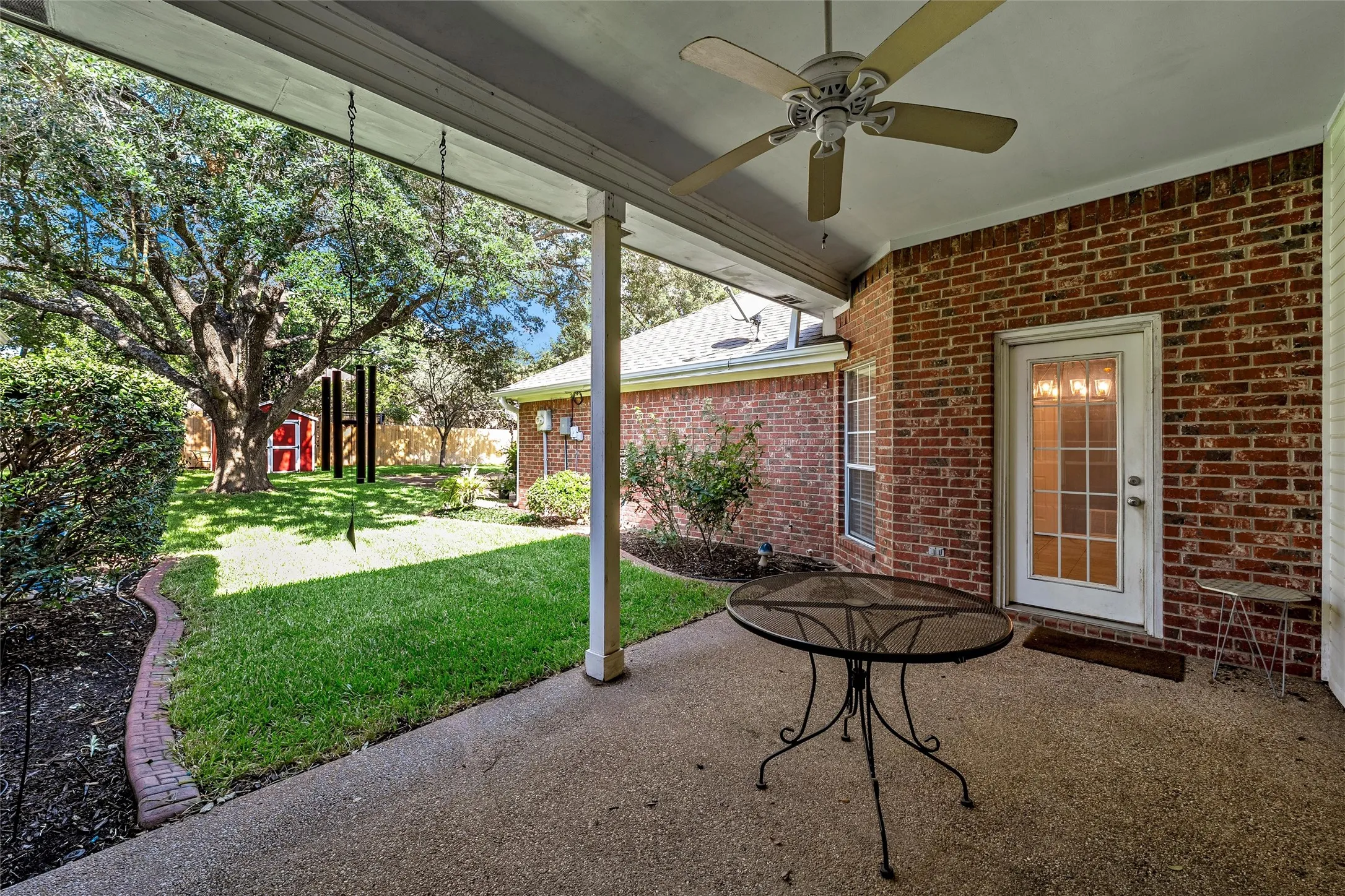 Single Family Residence For Sale in Mc Lennan County , 1119 Western Ridge Drive, Waco, Texas 76712, 3 Bedroom, 3 Bathroom, 2 Garage spaces, 2,397 Sqft, built in 1992, mls#21365042, Real Estate Agent in Waco, Homes For Sale in Mc Lennan county, Homes For Sale in Waco, Realtor in Waco Texas, Real Estate Brokerage Independent Realty Texas, Luminita Cordes Realtor
