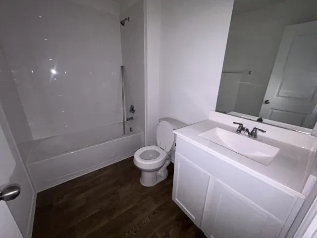 Single Family Residence For Sale in Hays County , 174 Stamford Street, Buda, Texas 78610, 3 Bedroom, 3 Bathroom, 2 Garage spaces, 1,470 Sqft, built in 2024, mls#21365593, Real Estate Agent in Buda, Homes For Sale in Hays county, Homes For Sale in Buda, Realtor in Buda Texas, Real Estate Brokerage Independent Realty Texas, Luminita Cordes Realtor