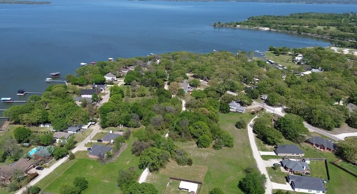 Unimproved Land For Sale in Hunt County , Lot 9 Woodland Drive, West Tawakoni, Texas 75474, 0, 0, Garage spaces, 0 Sqft, built in 0, Price $21,900, mls#21365602, Real Estate Agent in West Tawakoni, Homes For Sale in Hunt county, Homes For Sale in West Tawakoni, Realtor in West Tawakoni Texas, Real Estate Brokerage Independent Realty Texas, Luminita Cordes Realtor