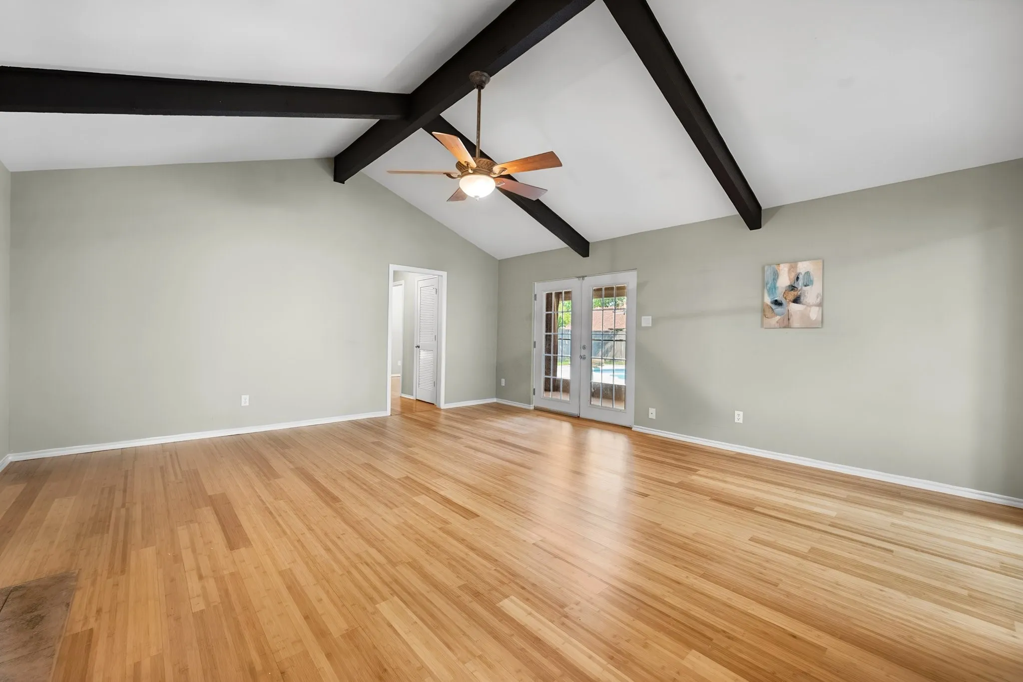 Single Family Residence For Sale in Tarrant County , 1101 De Pauw Drive, Arlington, Texas 76012, 4 Bedroom, 2 Bathroom, 2 Garage spaces, 1,879 Sqft, built in 1977, mls#21363518, Real Estate Agent in Arlington, Homes For Sale in Tarrant county, Homes For Sale in Arlington, Realtor in Arlington Texas, Real Estate Brokerage Independent Realty Texas, Luminita Cordes Realtor