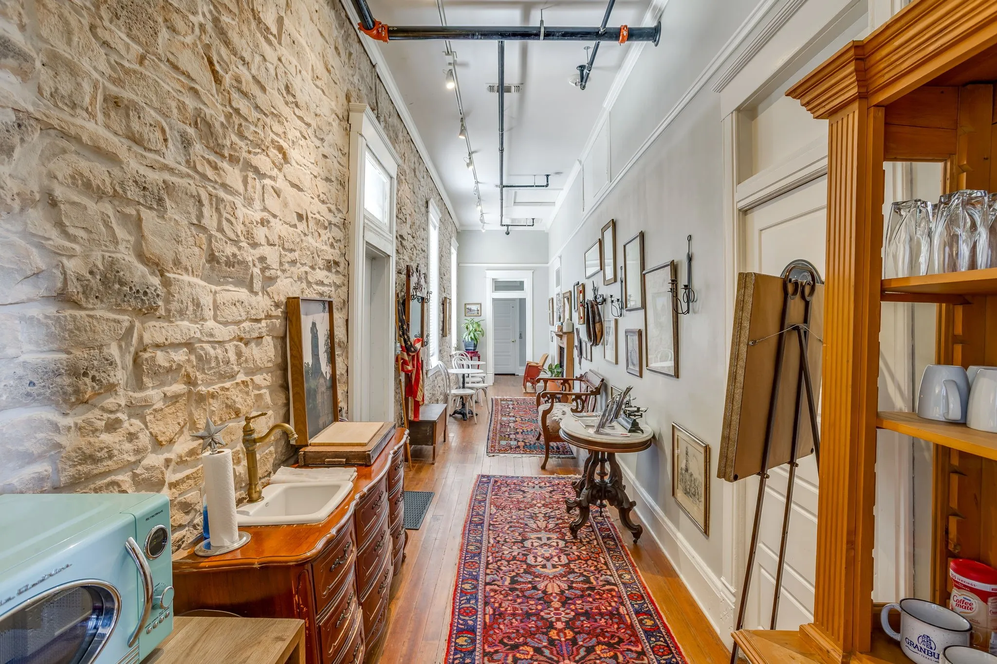 The breakfast nook is the perfect place to grab your cup of coffee and to relax.