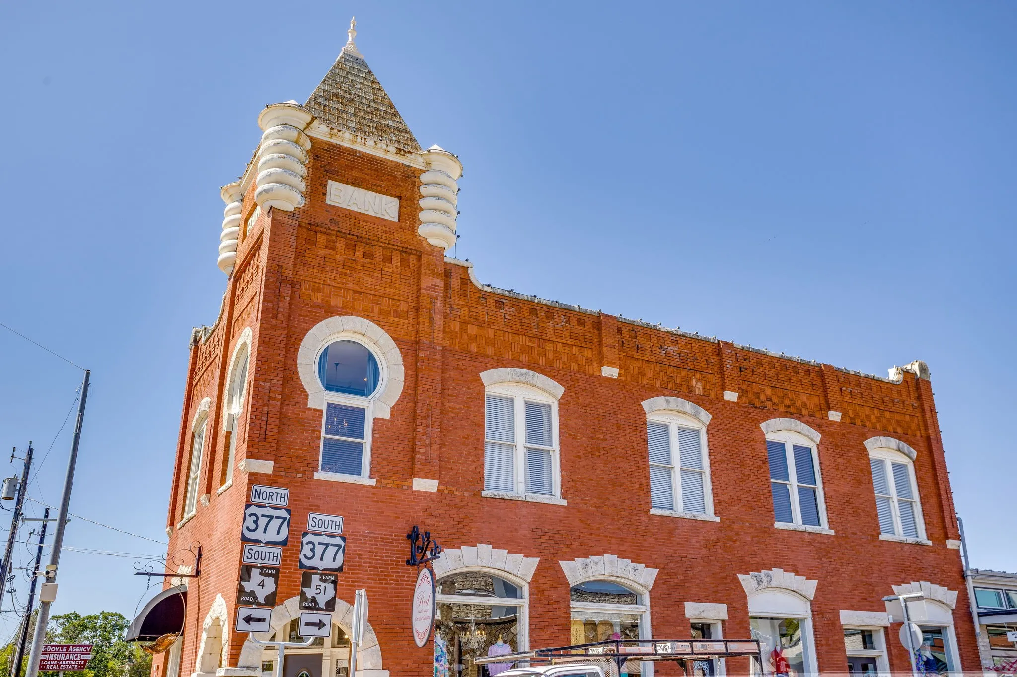 Located on the busy SW corner of the Square, the traffic counts are huge and everyone has to stop right in front of this building. An excellent location.
