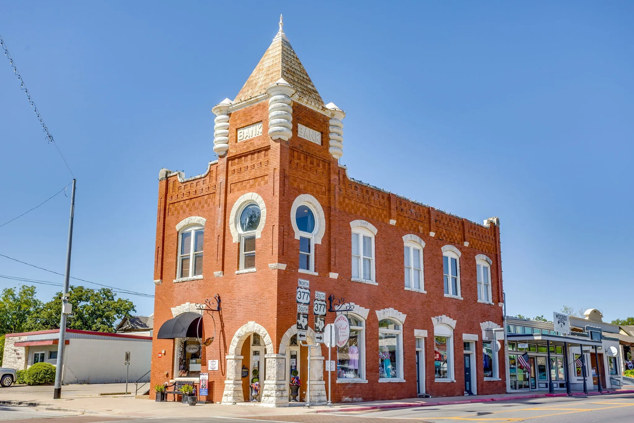 Business For Sale in Hood County , 101 W Pearl Street, Granbury, Texas 76048, 0, 0, Garage spaces, 0 Sqft, built in 1890, Price $1,950,000, mls#21364655, Real Estate Agent in Granbury, Homes For Sale in Hood county, Homes For Sale in Granbury, Realtor in Granbury Texas, Real Estate Brokerage Independent Realty Texas, Luminita Cordes Realtor