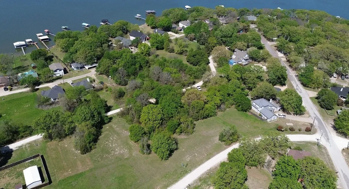 Unimproved Land For Sale in Hunt County , 916 Woodland Drive, West Tawakoni, Texas 75474, 0, 0, Garage spaces, 0 Sqft, built in 0, Price $21,900, mls#21365610, Real Estate Agent in West Tawakoni, Homes For Sale in Hunt county, Homes For Sale in West Tawakoni, Realtor in West Tawakoni Texas, Real Estate Brokerage Independent Realty Texas, Luminita Cordes Realtor