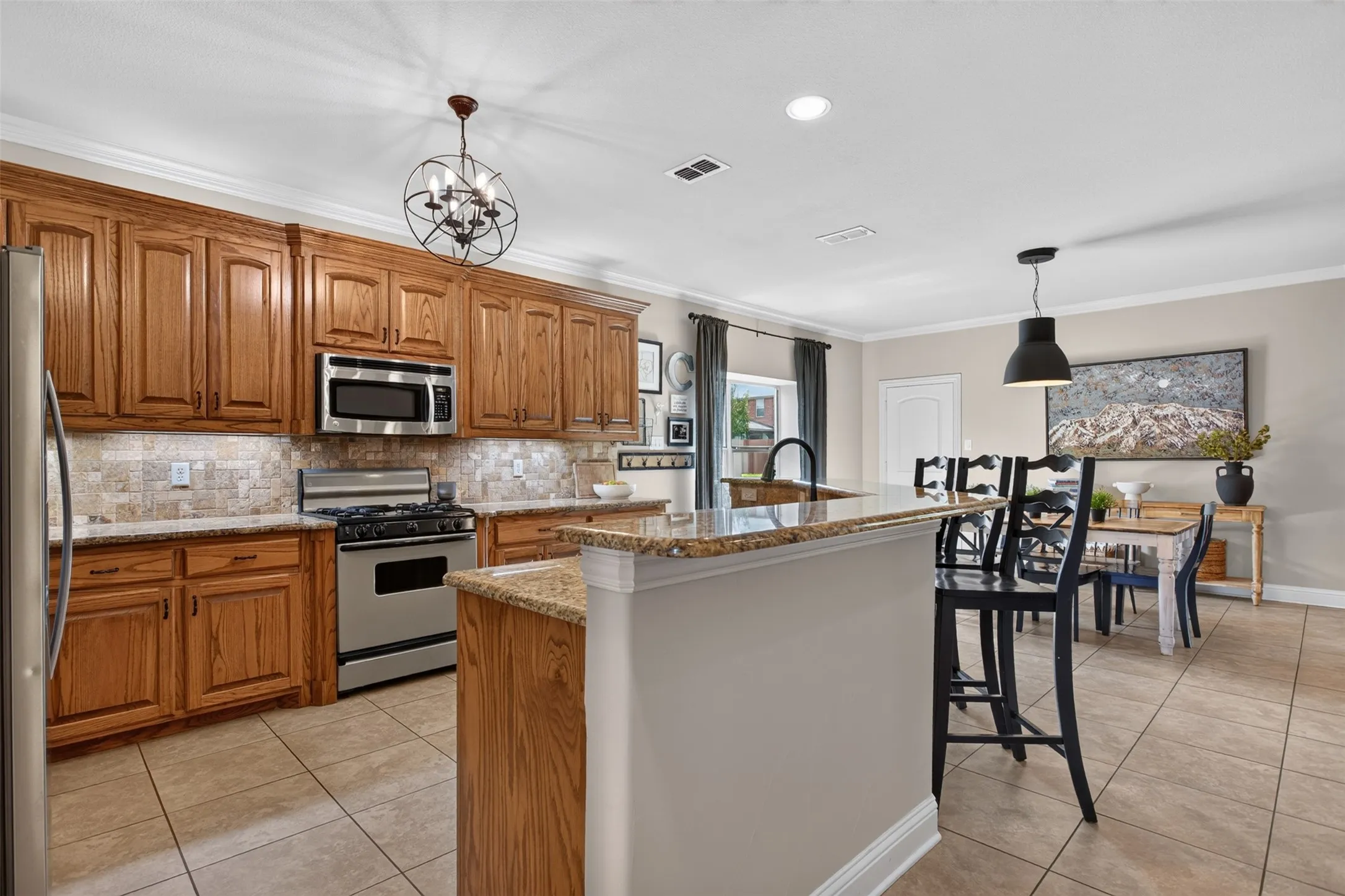 Single Family Residence For Sale in Collin County , 1109 Northwood Lane, Royse City, Texas 75189, 3 Bedroom, 3 Bathroom, 2 Garage spaces, 2,479 Sqft, built in 2013, mls#21365093, Real Estate Agent in Royse City, Homes For Sale in Collin county, Homes For Sale in Royse City, Realtor in Royse City Texas, Real Estate Brokerage Independent Realty Texas, Luminita Cordes Realtor
