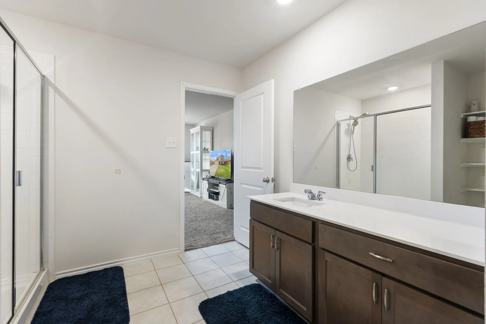 Single Family Residence For Sale in Denton County , 1012 Euston Street, Denton, Texas 76209, 4 Bedroom, 3 Bathroom, 2 Garage spaces, 2,337 Sqft, built in 2021, mls#21362946, Real Estate Agent in Denton, Homes For Sale in Denton county, Homes For Sale in Denton, Realtor in Denton Texas, Real Estate Brokerage Independent Realty Texas, Luminita Cordes Realtor