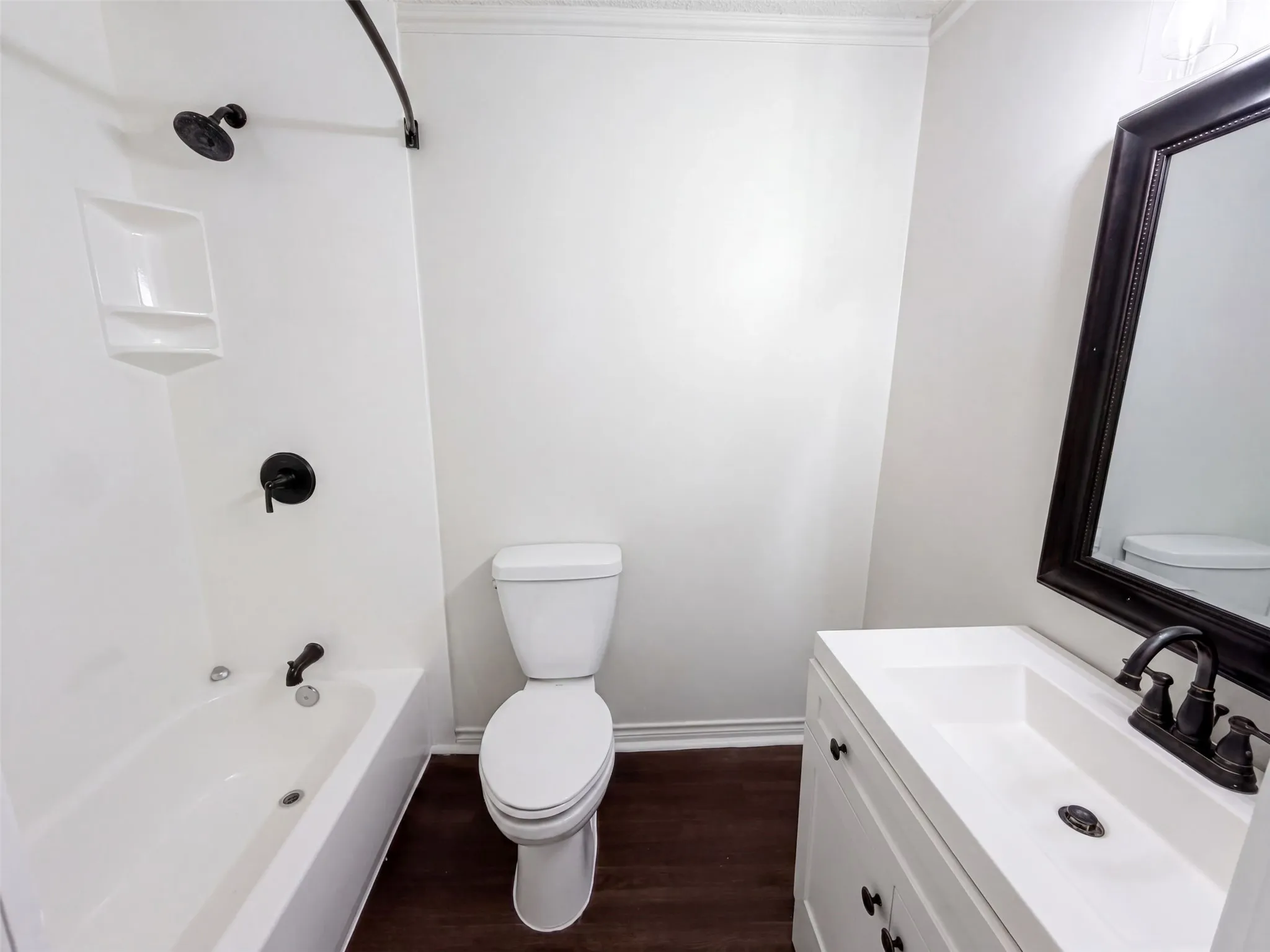 Single Family Residence For Sale in Mc Lennan County , 309 Applewood Lane, Hewitt, Texas 76643, 3 Bedroom, 2 Bathroom, 2 Garage spaces, 1,556 Sqft, built in 1985, mls#21365613, Real Estate Agent in Hewitt, Homes For Sale in Mc Lennan county, Homes For Sale in Hewitt, Realtor in Hewitt Texas, Real Estate Brokerage Independent Realty Texas, Luminita Cordes Realtor