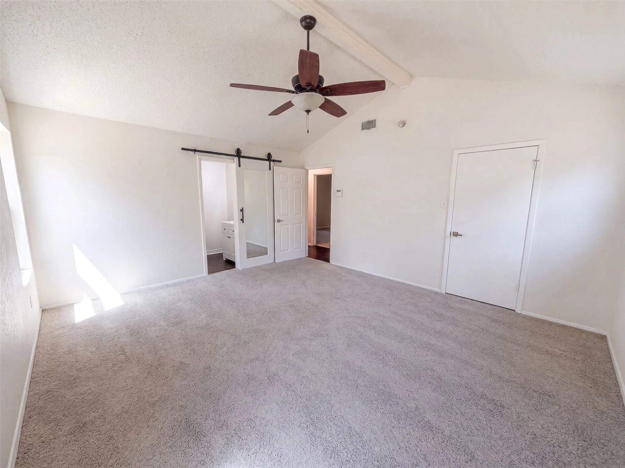 Single Family Residence For Sale in Mc Lennan County , 309 Applewood Lane, Hewitt, Texas 76643, 3 Bedroom, 2 Bathroom, 2 Garage spaces, 1,556 Sqft, built in 1985, mls#21365613, Real Estate Agent in Hewitt, Homes For Sale in Mc Lennan county, Homes For Sale in Hewitt, Realtor in Hewitt Texas, Real Estate Brokerage Independent Realty Texas, Luminita Cordes Realtor