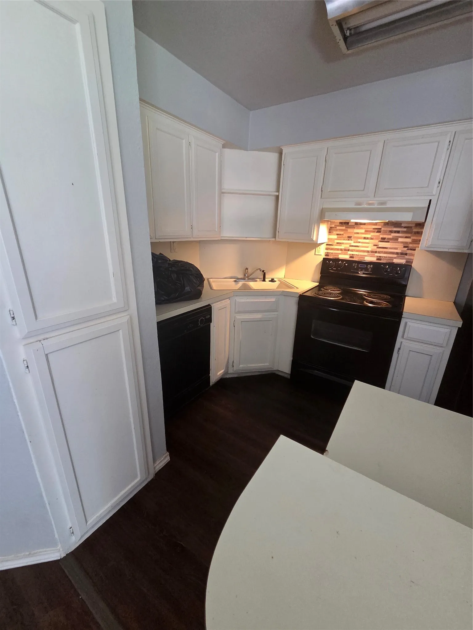 Duplex For Sale in Tarrant County , 2419 Miguel Lane, Arlington, Texas 76016, 4 Bedroom, 2 Bathroom, Garage spaces, 0 Sqft, built in 1983, mls#21365332, Real Estate Agent in Arlington, Homes For Sale in Tarrant county, Homes For Sale in Arlington, Realtor in Arlington Texas, Real Estate Brokerage Independent Realty Texas, Luminita Cordes Realtor