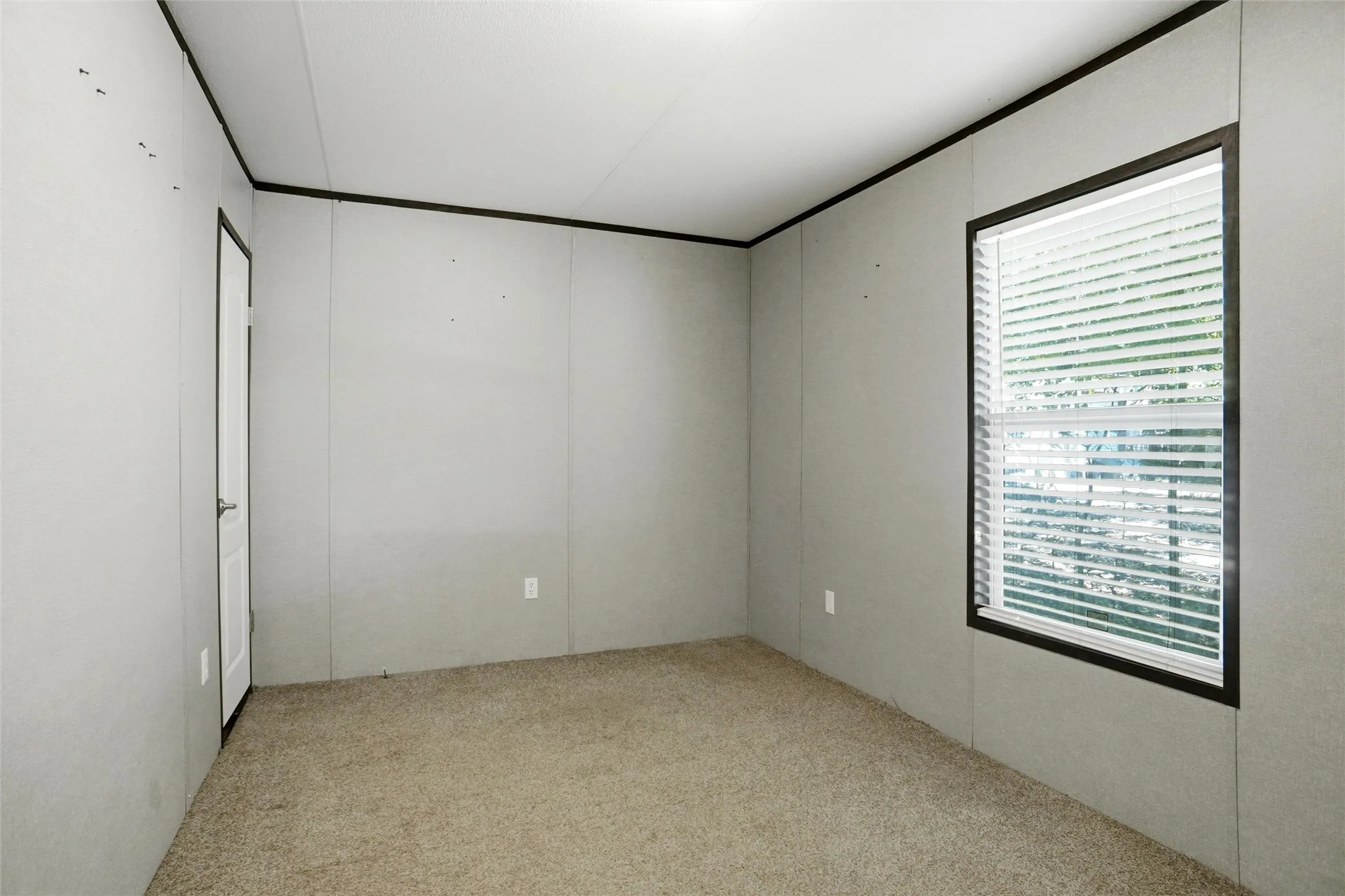 Mobile Home For Sale in Grayson County , 1279 Ham Bates Road, Whitesboro, Texas 76273, 3 Bedroom, 2 Bathroom, Garage spaces, 1,216 Sqft, built in 2021, mls#21365614, Real Estate Agent in Whitesboro, Homes For Sale in Grayson county, Homes For Sale in Whitesboro, Realtor in Whitesboro Texas, Real Estate Brokerage Independent Realty Texas, Luminita Cordes Realtor