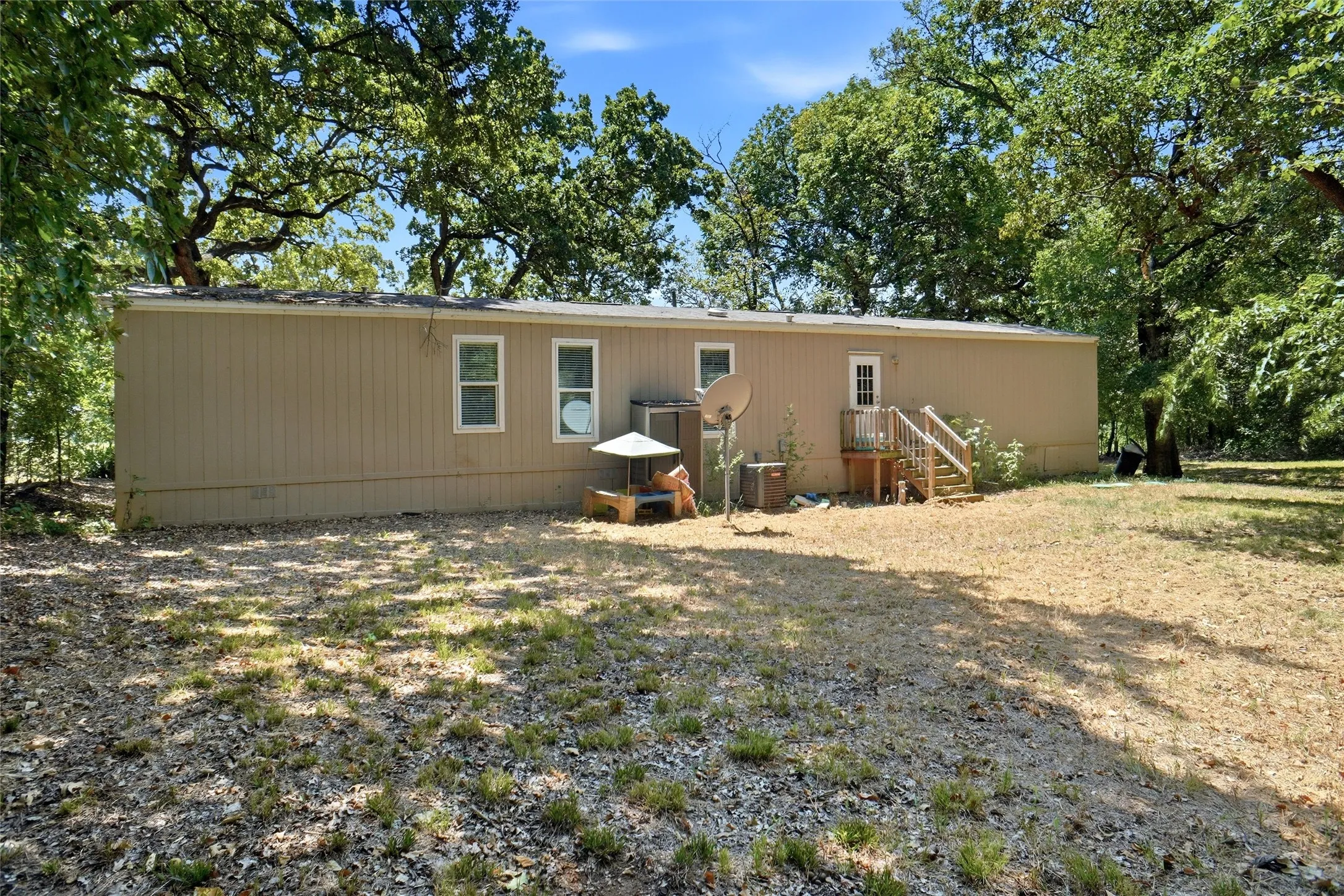 Mobile Home For Sale in Grayson County , 1279 Ham Bates Road, Whitesboro, Texas 76273, 3 Bedroom, 2 Bathroom, Garage spaces, 1,216 Sqft, built in 2021, mls#21365614, Real Estate Agent in Whitesboro, Homes For Sale in Grayson county, Homes For Sale in Whitesboro, Realtor in Whitesboro Texas, Real Estate Brokerage Independent Realty Texas, Luminita Cordes Realtor