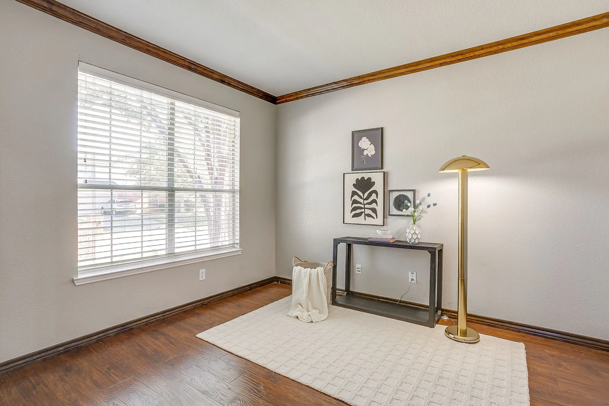 Single Family Residence For Sale in Tarrant County , 1408 Pepperidge Lane, Fort Worth, Texas 76131, 5 Bedroom, 3 Bathroom, 2 Garage spaces, 2,994 Sqft, built in 2005, mls#21365557, Real Estate Agent in Fort Worth, Homes For Sale in Tarrant county, Homes For Sale in Fort Worth, Realtor in Fort Worth Texas, Real Estate Brokerage Independent Realty Texas, Luminita Cordes Realtor