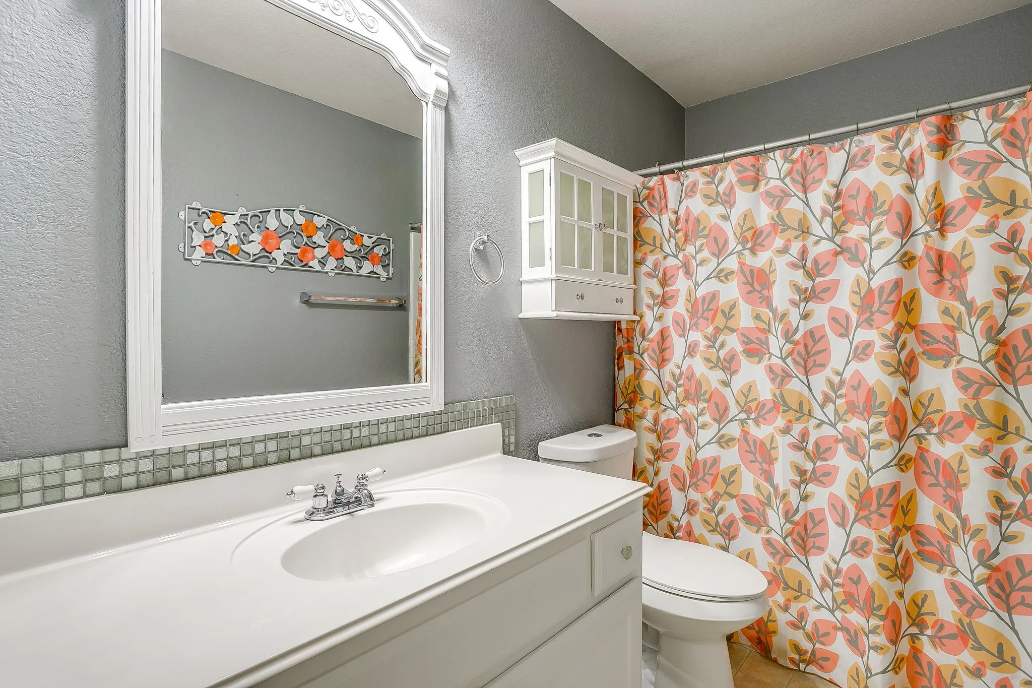 Single Family Residence For Sale in Tarrant County , 1408 Pepperidge Lane, Fort Worth, Texas 76131, 5 Bedroom, 3 Bathroom, 2 Garage spaces, 2,994 Sqft, built in 2005, mls#21365557, Real Estate Agent in Fort Worth, Homes For Sale in Tarrant county, Homes For Sale in Fort Worth, Realtor in Fort Worth Texas, Real Estate Brokerage Independent Realty Texas, Luminita Cordes Realtor