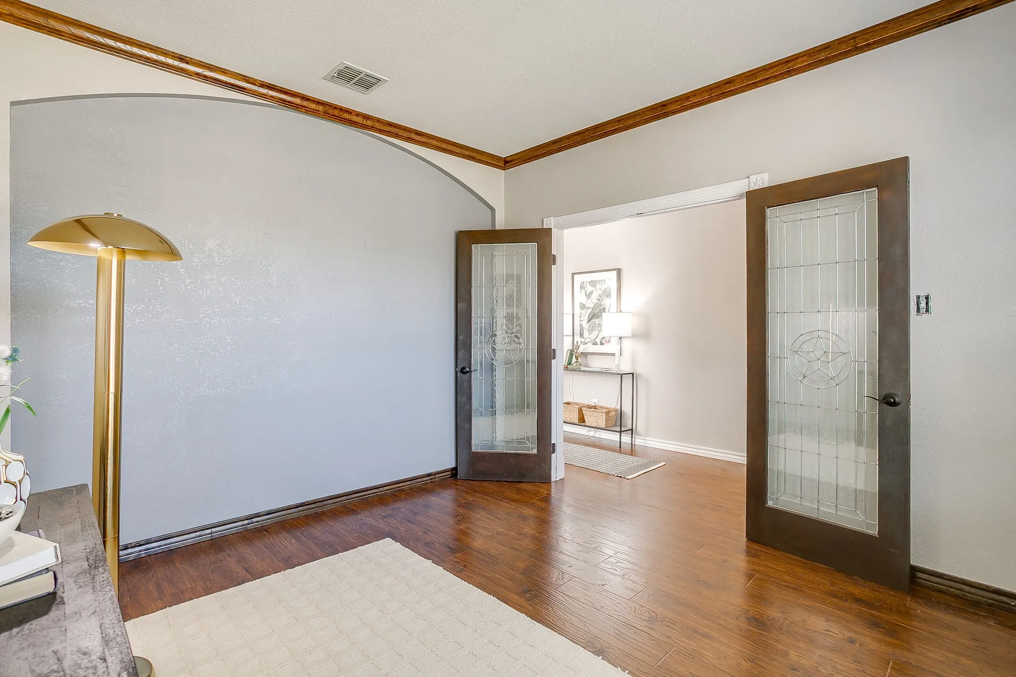 Single Family Residence For Sale in Tarrant County , 1408 Pepperidge Lane, Fort Worth, Texas 76131, 5 Bedroom, 3 Bathroom, 2 Garage spaces, 2,994 Sqft, built in 2005, mls#21365557, Real Estate Agent in Fort Worth, Homes For Sale in Tarrant county, Homes For Sale in Fort Worth, Realtor in Fort Worth Texas, Real Estate Brokerage Independent Realty Texas, Luminita Cordes Realtor