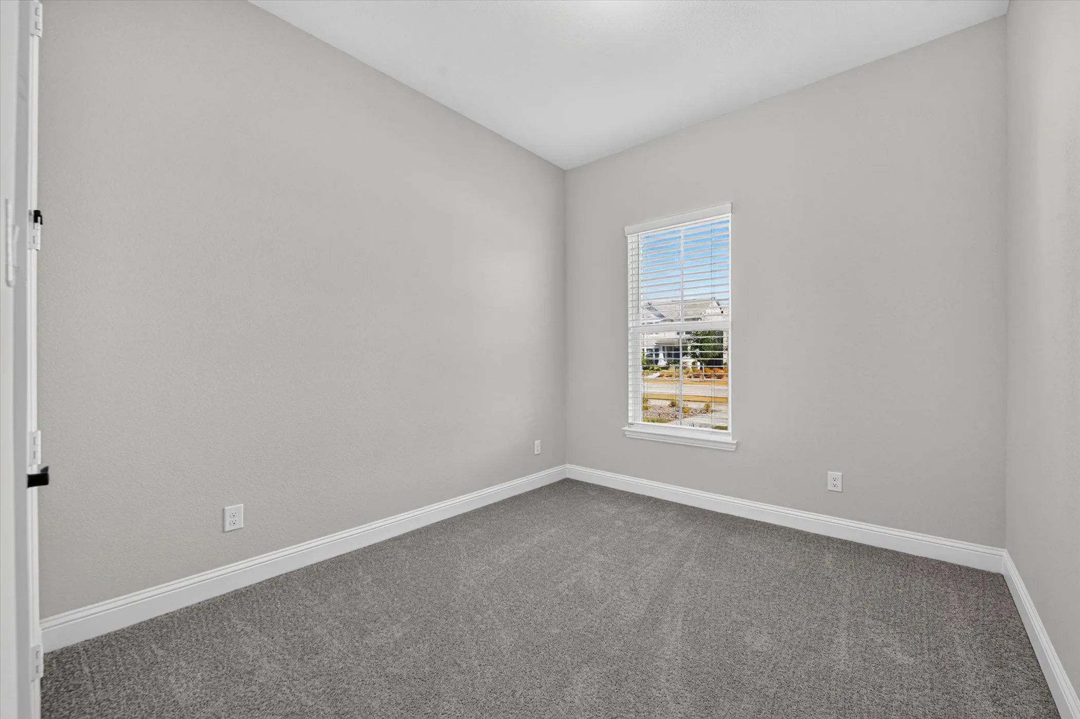 Single Family Residence For Sale in Parker County , 14441 Walsh Avenue, Aledo, Texas 76008, 4 Bedroom, 4 Bathroom, 3 Garage spaces, 2,800 Sqft, built in 2024, mls#21365591, Real Estate Agent in Aledo, Homes For Sale in Parker county, Homes For Sale in Aledo, Realtor in Aledo Texas, Real Estate Brokerage Independent Realty Texas, Luminita Cordes Realtor