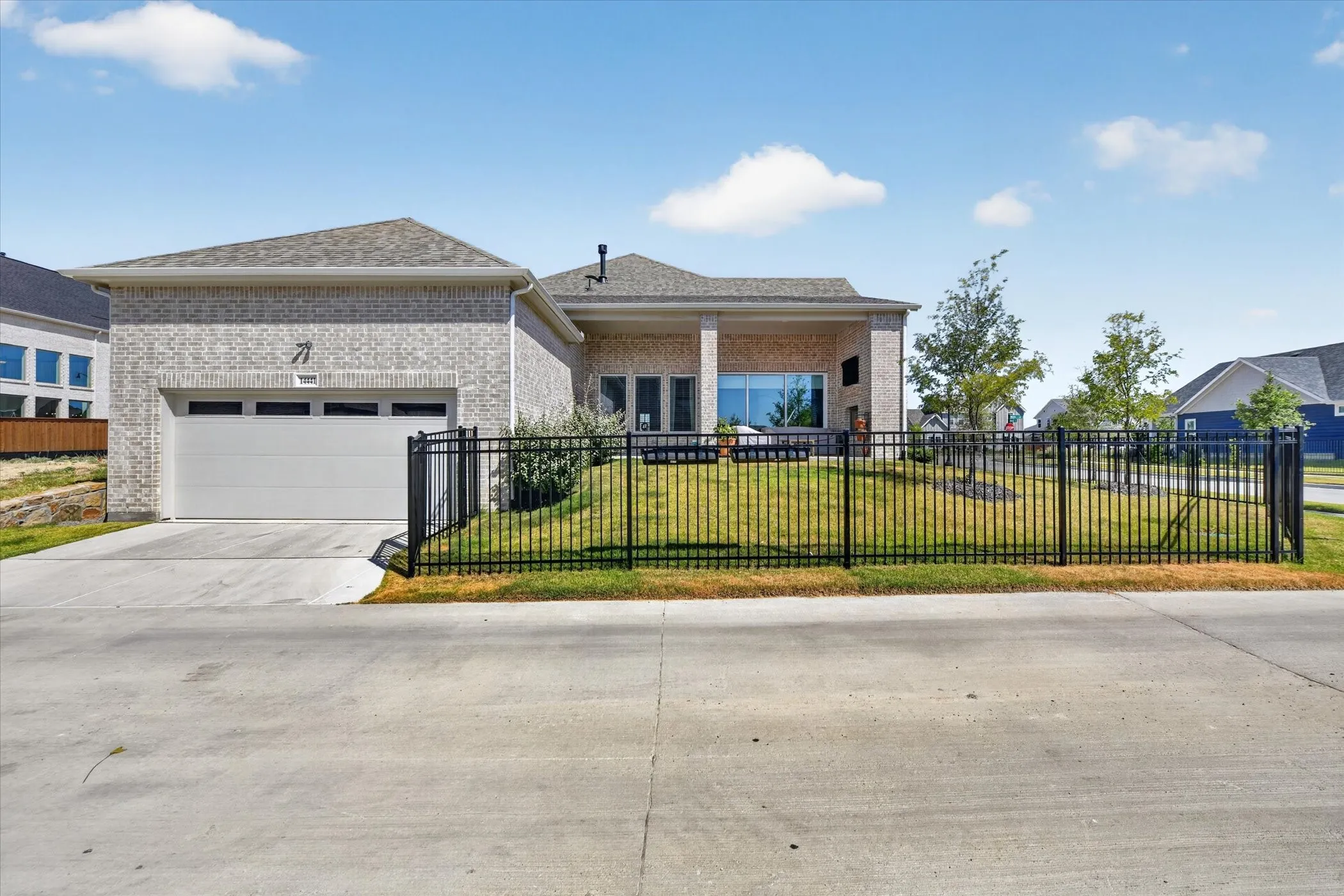 Single Family Residence For Sale in Parker County , 14441 Walsh Avenue, Aledo, Texas 76008, 4 Bedroom, 4 Bathroom, 3 Garage spaces, 2,800 Sqft, built in 2024, mls#21365591, Real Estate Agent in Aledo, Homes For Sale in Parker county, Homes For Sale in Aledo, Realtor in Aledo Texas, Real Estate Brokerage Independent Realty Texas, Luminita Cordes Realtor