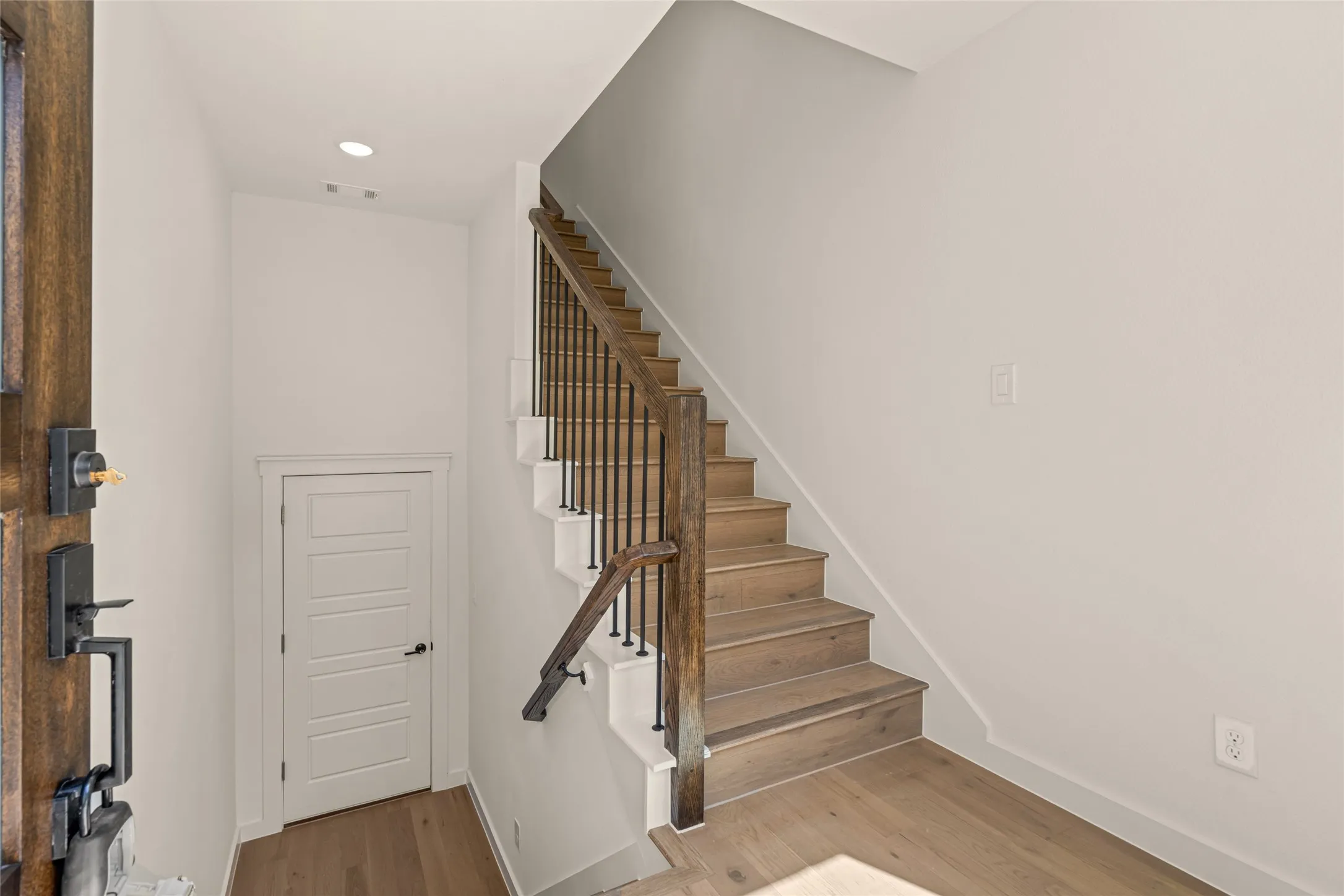 Townhouse For Sale in Tarrant County , 2737 Azalea Park Circle, Fort Worth, Texas 76107, 3 Bedroom, 4 Bathroom, 2 Garage spaces, 1,901 Sqft, built in 2026, mls#21364017, Real Estate Agent in Fort Worth, Homes For Sale in Tarrant county, Homes For Sale in Fort Worth, Realtor in Fort Worth Texas, Real Estate Brokerage Independent Realty Texas, Luminita Cordes Realtor