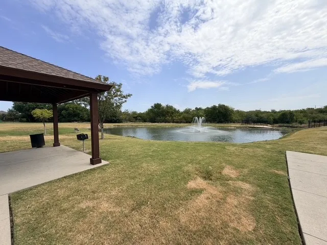 Single Family Residence For Rent in Denton County , 12233 Candle Island Drive, Frisco, Texas 75036, 3 Bedroom, 3 Bathroom, 2 Garage spaces, 2,381 Sqft, built in 2012, mls#21365626, Real Estate Agent in Frisco, Homes For Rent in Denton county, Homes For Rent in Frisco, Realtor in Frisco Texas, Real Estate Brokerage Independent Realty Texas, Luminita Cordes Realtor