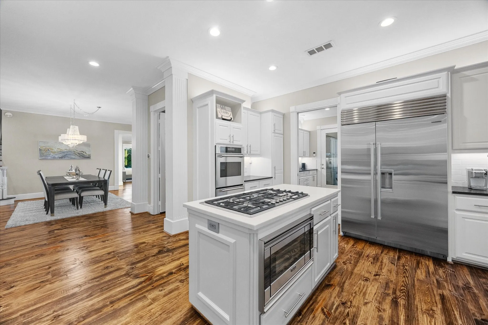 Single Family Residence For Sale in Kaufman County , 14719 FM 986, Terrell, Texas 75160, 5 Bedroom, 7 Bathroom, 10 Garage spaces, 5,150 Sqft, built in 1995, mls#21363984, Real Estate Agent in Terrell, Homes For Sale in Kaufman county, Homes For Sale in Terrell, Realtor in Terrell Texas, Real Estate Brokerage Independent Realty Texas, Luminita Cordes Realtor