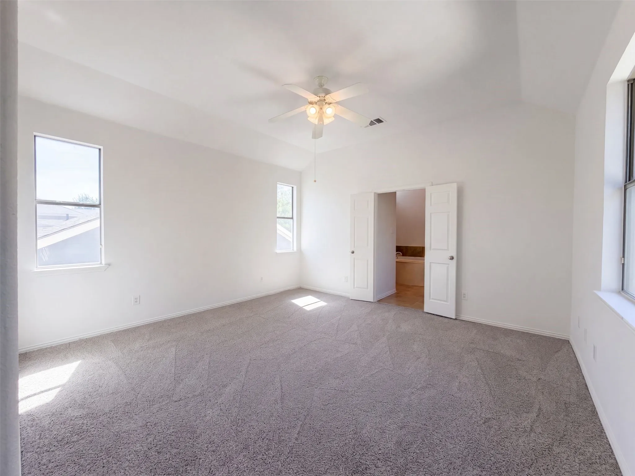 Single Family Residence For Sale in Denton County , 1700 Forsythe Drive, Savannah, Texas 76227, 3 Bedroom, 3 Bathroom, 2 Garage spaces, 2,319 Sqft, built in 2004, mls#21365630, Real Estate Agent in Savannah, Homes For Sale in Denton county, Homes For Sale in Savannah, Realtor in Savannah Texas, Real Estate Brokerage Independent Realty Texas, Luminita Cordes Realtor