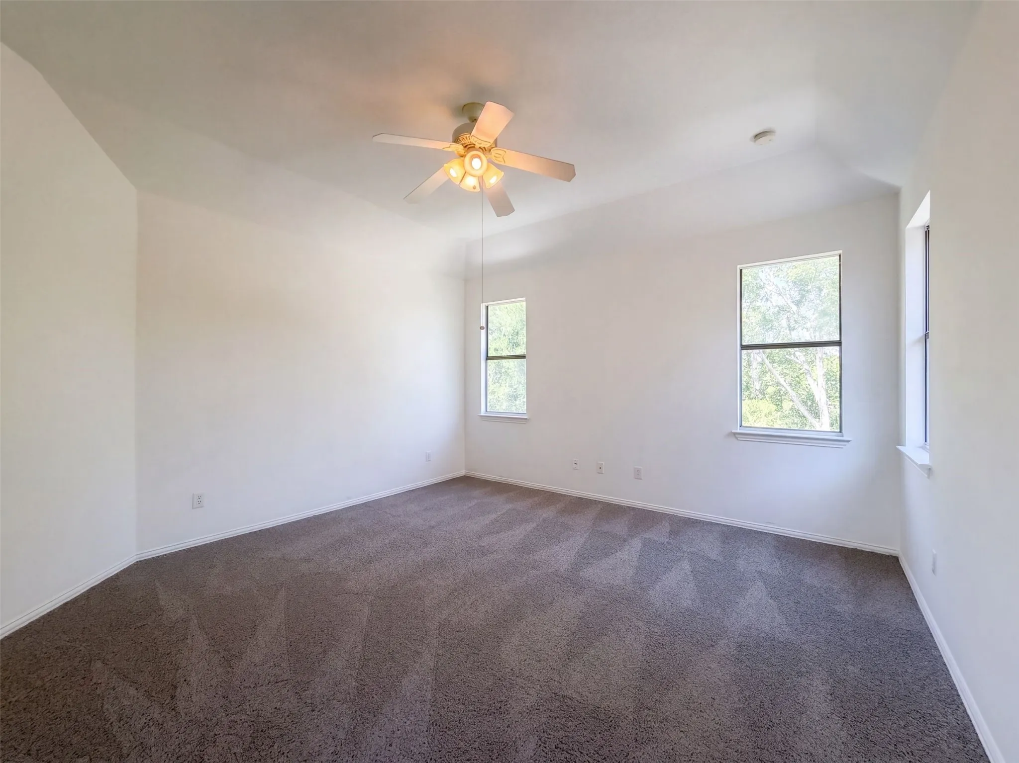 Single Family Residence For Sale in Denton County , 1700 Forsythe Drive, Savannah, Texas 76227, 3 Bedroom, 3 Bathroom, 2 Garage spaces, 2,319 Sqft, built in 2004, mls#21365630, Real Estate Agent in Savannah, Homes For Sale in Denton county, Homes For Sale in Savannah, Realtor in Savannah Texas, Real Estate Brokerage Independent Realty Texas, Luminita Cordes Realtor