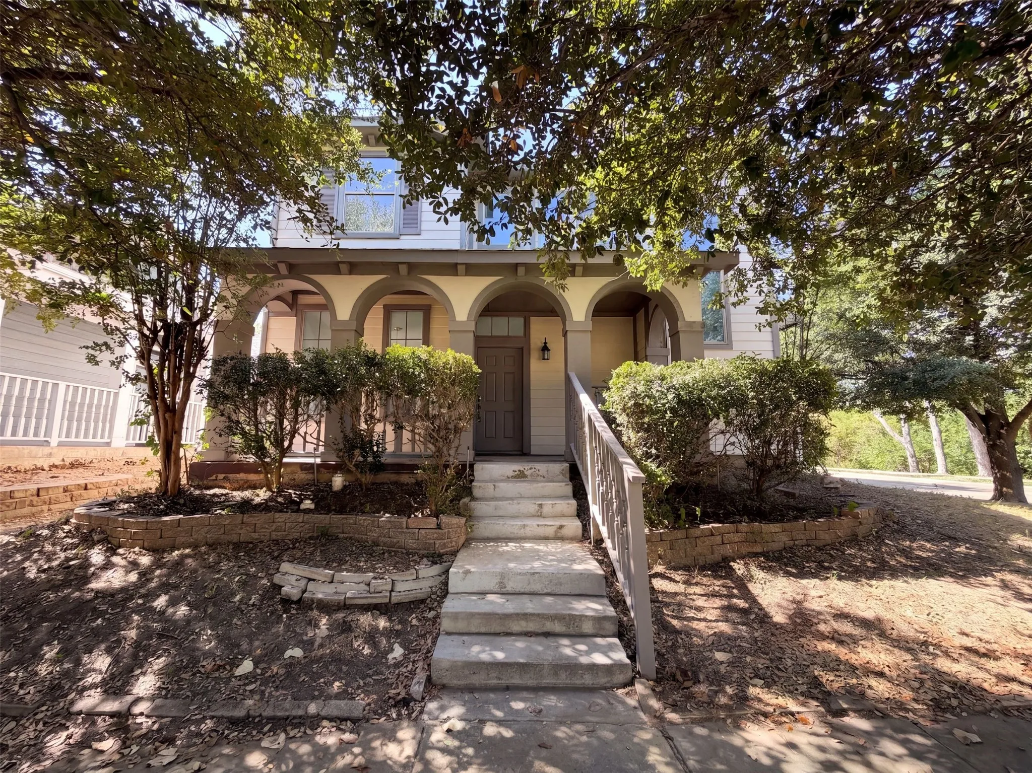 Single Family Residence For Sale in Denton County , 1700 Forsythe Drive, Savannah, Texas 76227, 3 Bedroom, 3 Bathroom, 2 Garage spaces, 2,319 Sqft, built in 2004, mls#21365630, Real Estate Agent in Savannah, Homes For Sale in Denton county, Homes For Sale in Savannah, Realtor in Savannah Texas, Real Estate Brokerage Independent Realty Texas, Luminita Cordes Realtor