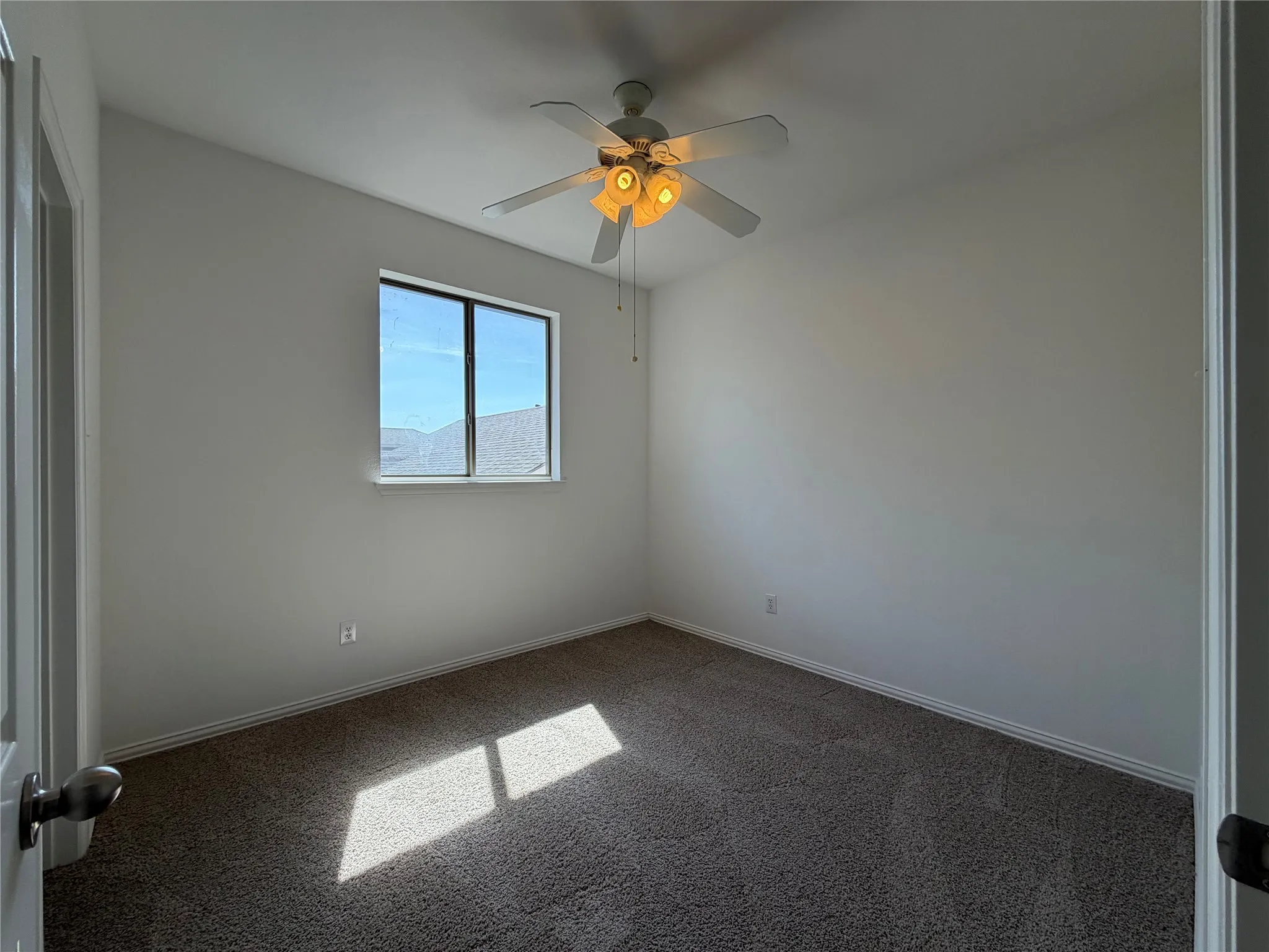 Single Family Residence For Sale in Denton County , 1700 Forsythe Drive, Savannah, Texas 76227, 3 Bedroom, 3 Bathroom, 2 Garage spaces, 2,319 Sqft, built in 2004, mls#21365630, Real Estate Agent in Savannah, Homes For Sale in Denton county, Homes For Sale in Savannah, Realtor in Savannah Texas, Real Estate Brokerage Independent Realty Texas, Luminita Cordes Realtor