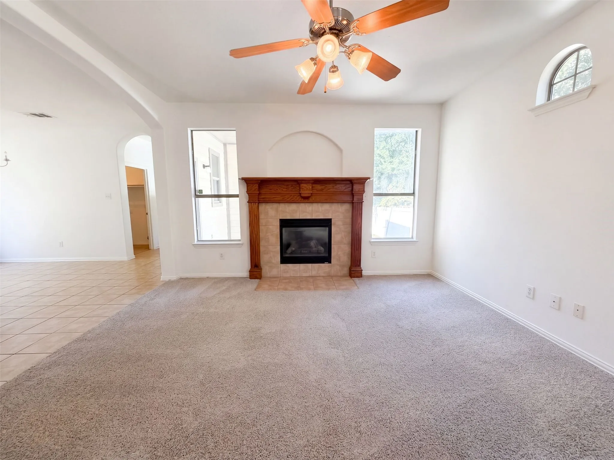 Single Family Residence For Sale in Denton County , 1700 Forsythe Drive, Savannah, Texas 76227, 3 Bedroom, 3 Bathroom, 2 Garage spaces, 2,319 Sqft, built in 2004, mls#21365630, Real Estate Agent in Savannah, Homes For Sale in Denton county, Homes For Sale in Savannah, Realtor in Savannah Texas, Real Estate Brokerage Independent Realty Texas, Luminita Cordes Realtor