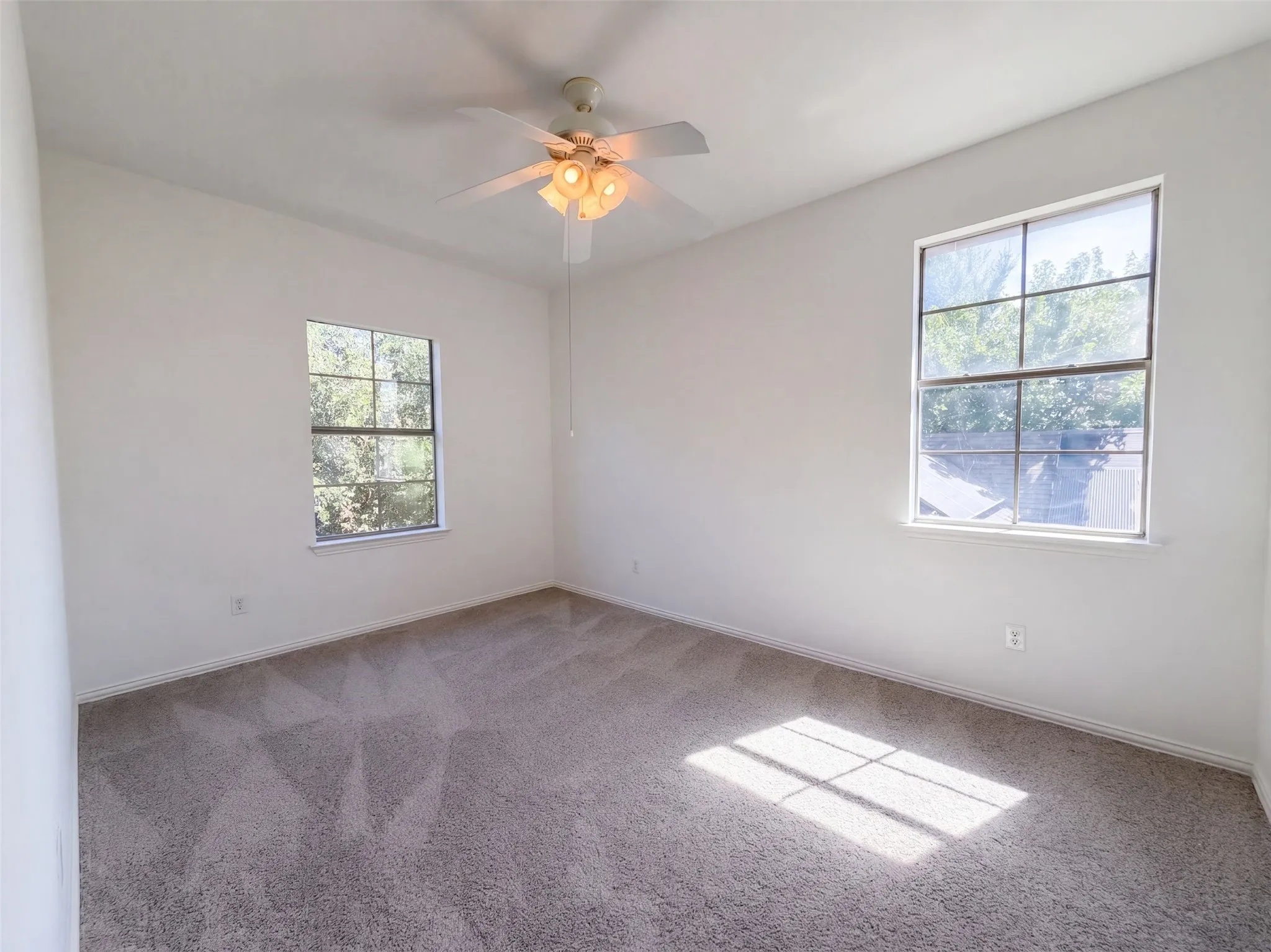 Single Family Residence For Sale in Denton County , 1700 Forsythe Drive, Savannah, Texas 76227, 3 Bedroom, 3 Bathroom, 2 Garage spaces, 2,319 Sqft, built in 2004, mls#21365630, Real Estate Agent in Savannah, Homes For Sale in Denton county, Homes For Sale in Savannah, Realtor in Savannah Texas, Real Estate Brokerage Independent Realty Texas, Luminita Cordes Realtor