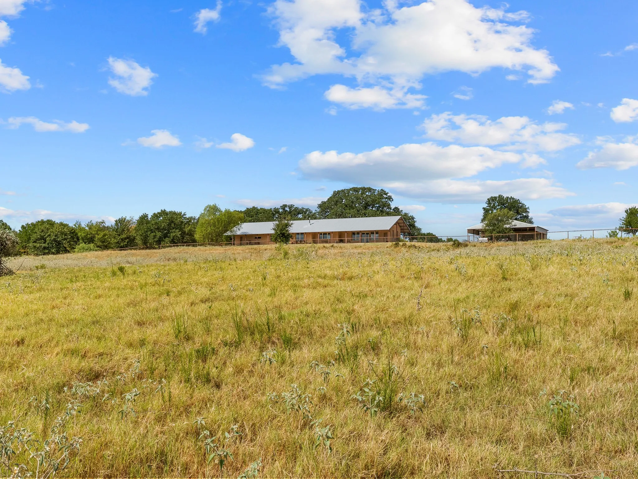 Farm For Sale in Wise County , 1037 Private Road 4481, Decatur, Texas 76234, 2 Bedroom, 3 Bathroom, Garage spaces, 1,678 Sqft, built in 2008, mls#21362065, Real Estate Agent in Decatur, Homes For Sale in Wise county, Homes For Sale in Decatur, Realtor in Decatur Texas, Real Estate Brokerage Independent Realty Texas, Luminita Cordes Realtor