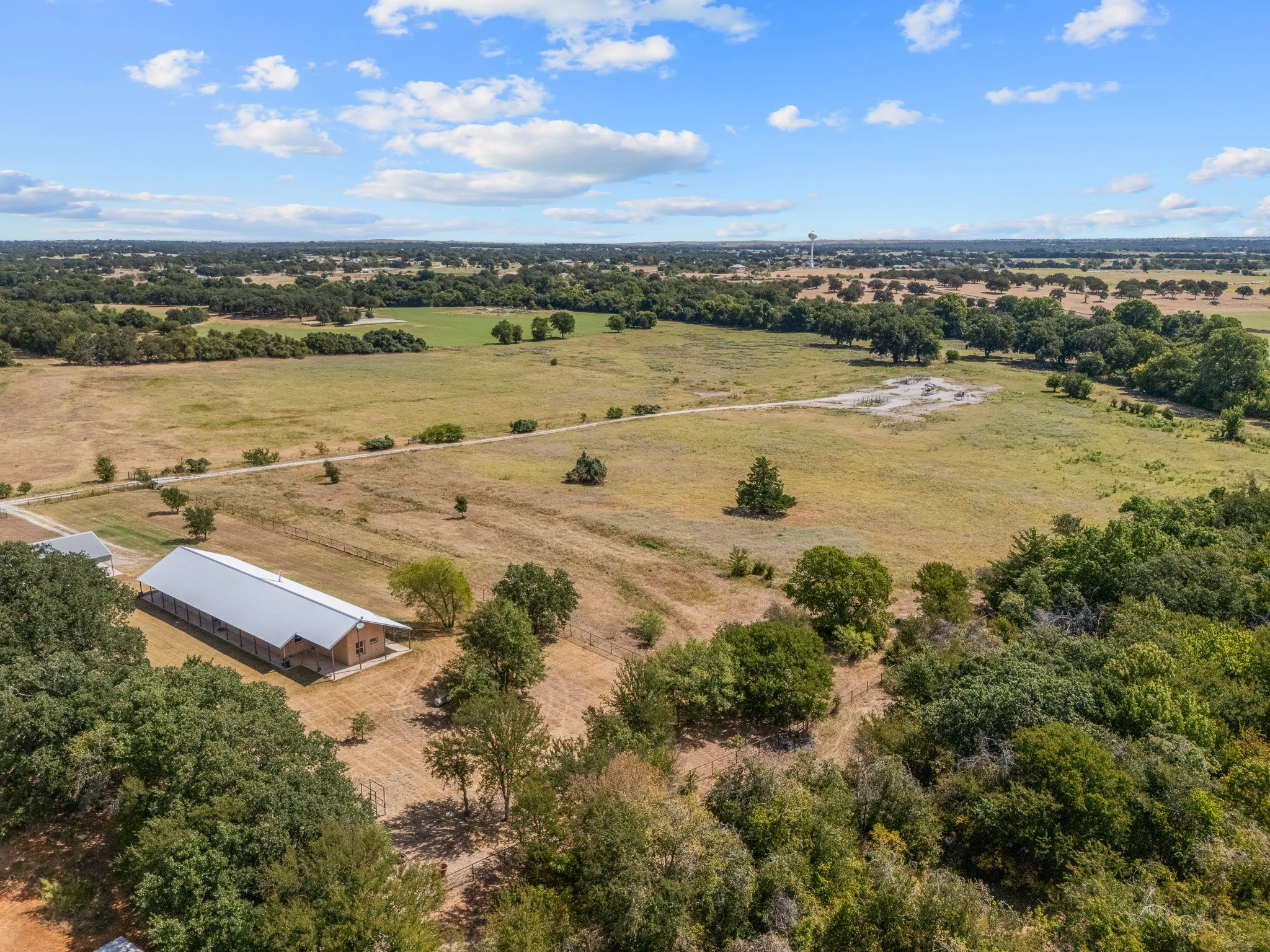 Farm For Sale in Wise County , 1037 Private Road 4481, Decatur, Texas 76234, 2 Bedroom, 3 Bathroom, Garage spaces, 1,678 Sqft, built in 2008, mls#21362065, Real Estate Agent in Decatur, Homes For Sale in Wise county, Homes For Sale in Decatur, Realtor in Decatur Texas, Real Estate Brokerage Independent Realty Texas, Luminita Cordes Realtor