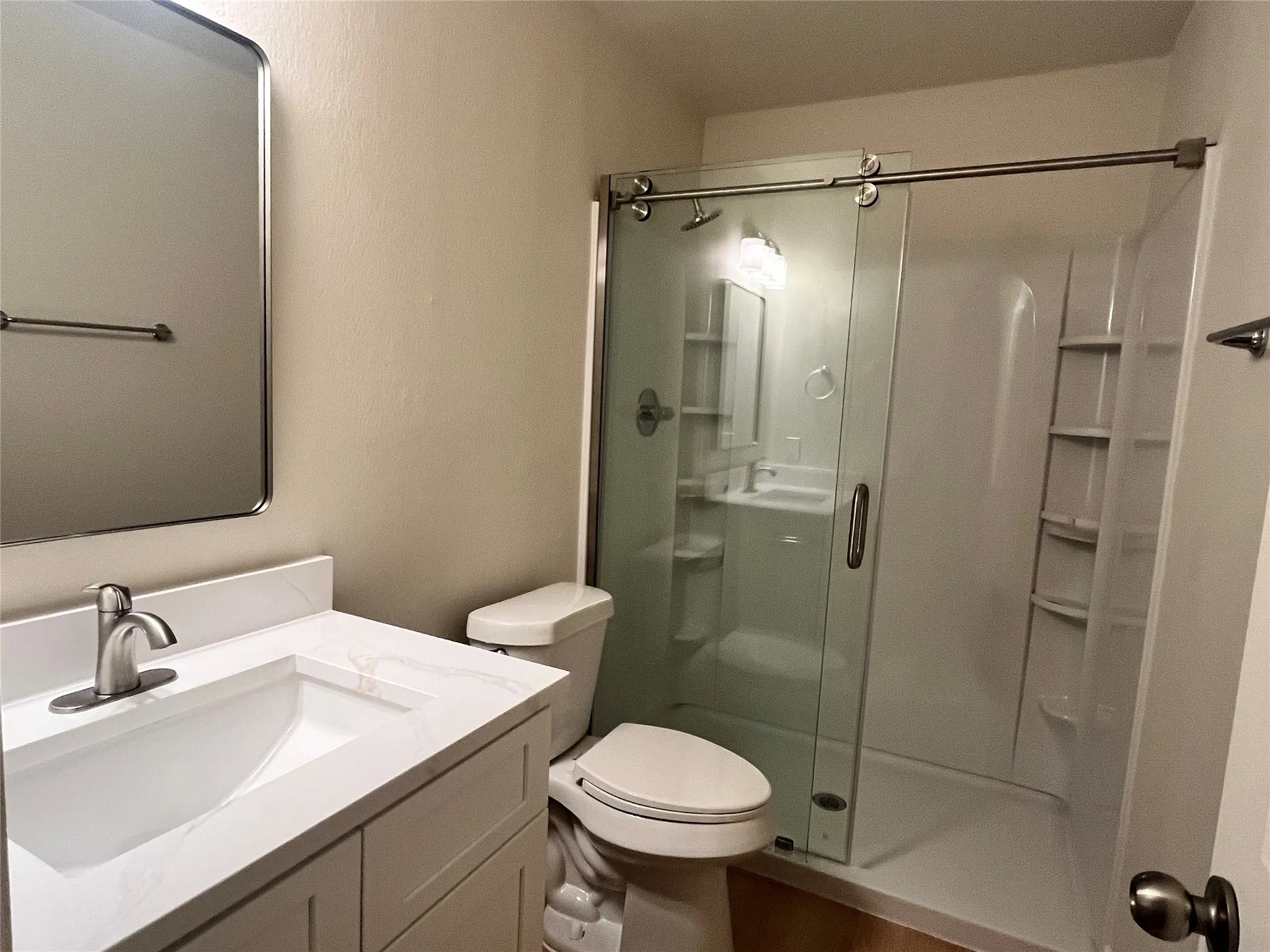 Townhouse For Rent in Dallas County , 1129 Weston Drive, Garland, Texas 75043, 2 Bedroom, 2 Bathroom, 2 Garage spaces, 1,084 Sqft, built in 2007, mls#21365647, Real Estate Agent in Garland, Homes For Rent in Dallas county, Homes For Rent in Garland, Realtor in Garland Texas, Real Estate Brokerage Independent Realty Texas, Luminita Cordes Realtor