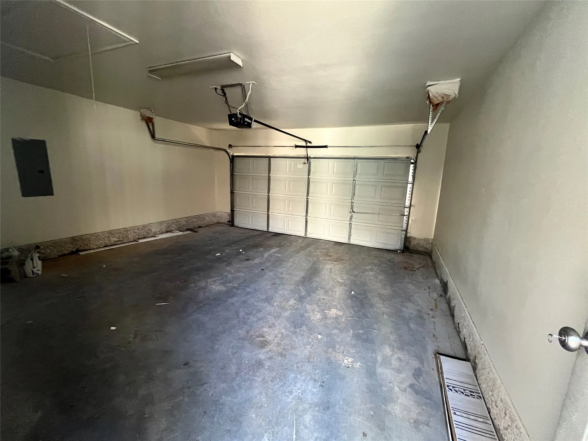 Townhouse For Rent in Dallas County , 1129 Weston Drive, Garland, Texas 75043, 2 Bedroom, 2 Bathroom, 2 Garage spaces, 1,084 Sqft, built in 2007, mls#21365647, Real Estate Agent in Garland, Homes For Rent in Dallas county, Homes For Rent in Garland, Realtor in Garland Texas, Real Estate Brokerage Independent Realty Texas, Luminita Cordes Realtor
